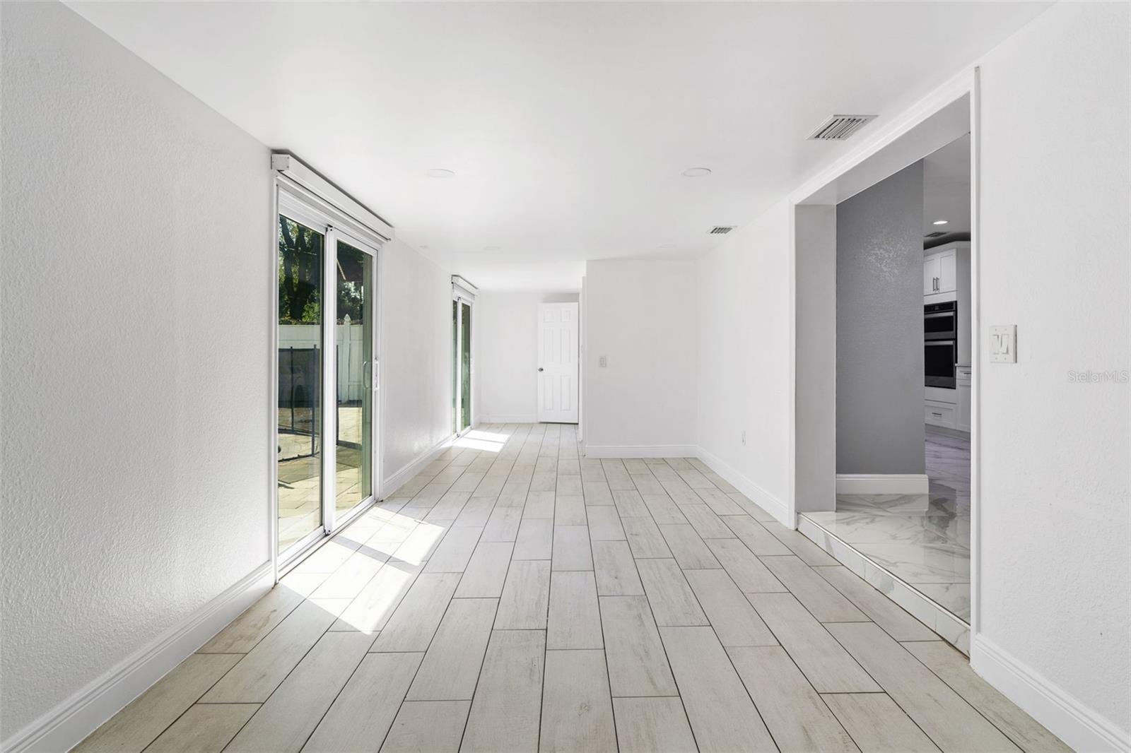 6421 SANTA MONICA DR, TAMPA, FL, 33615