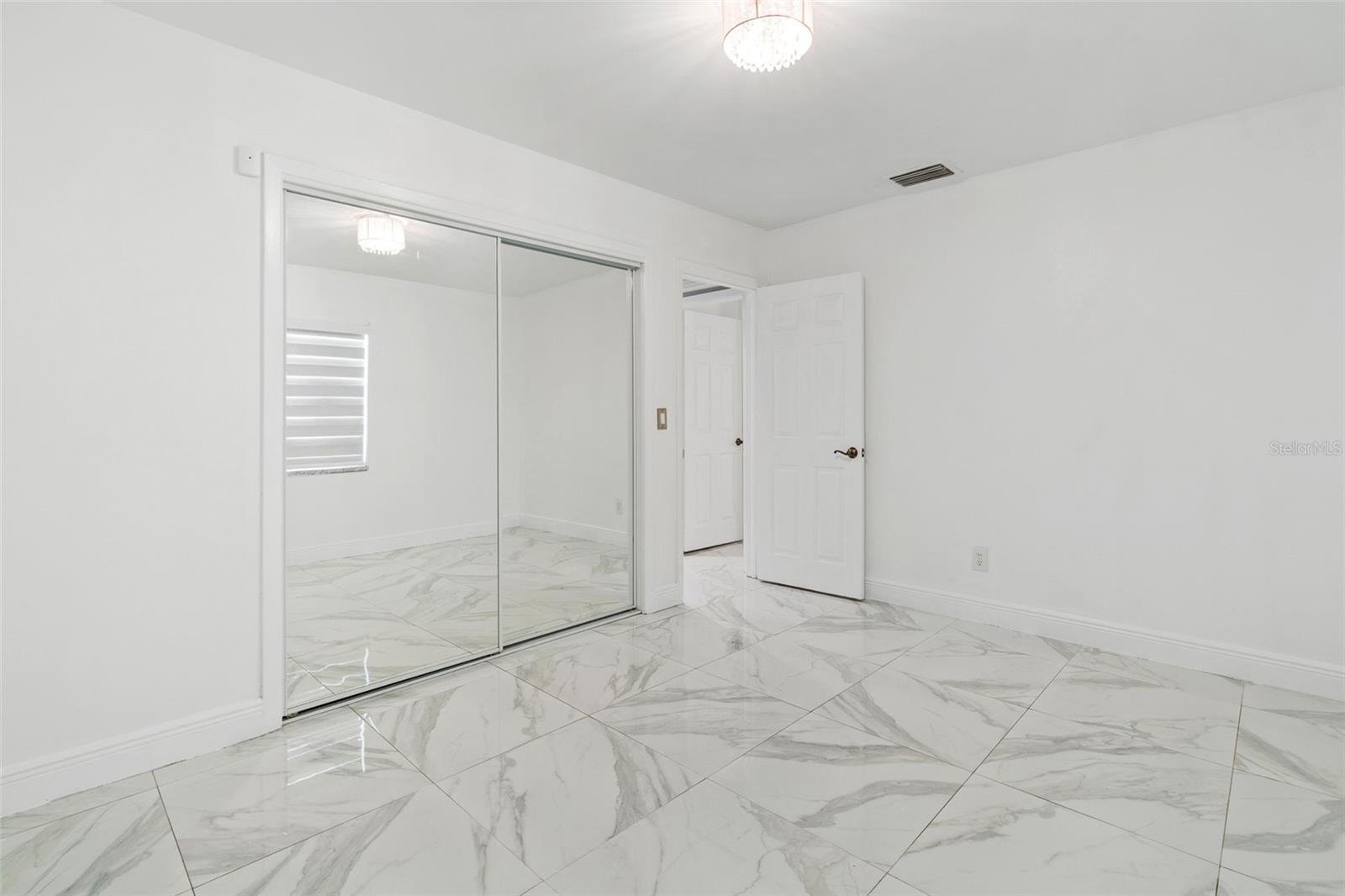6421 SANTA MONICA DR, TAMPA, FL, 33615