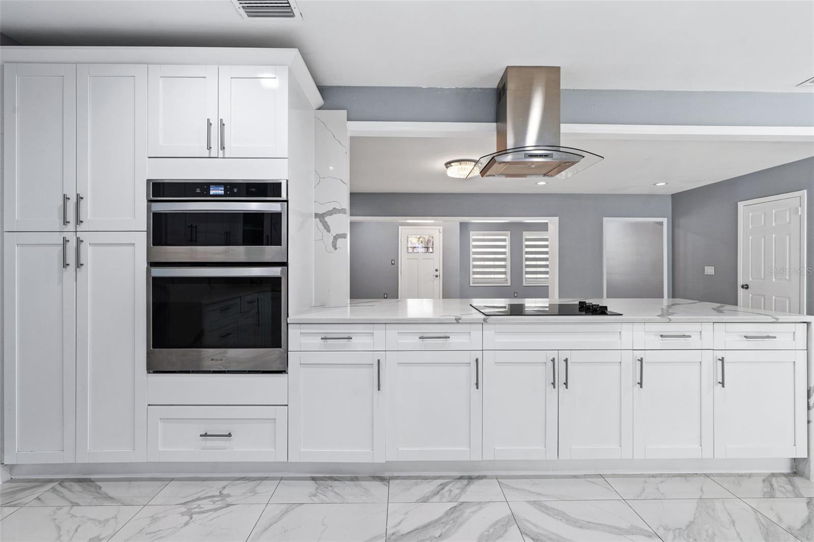 6421 SANTA MONICA DR, TAMPA, FL, 33615