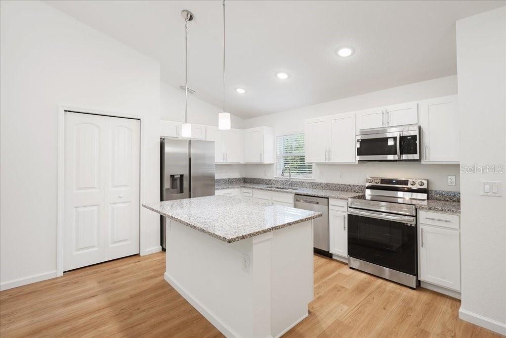 42 WHIPPOORWILL DR, PALM COAST, FL, 32164