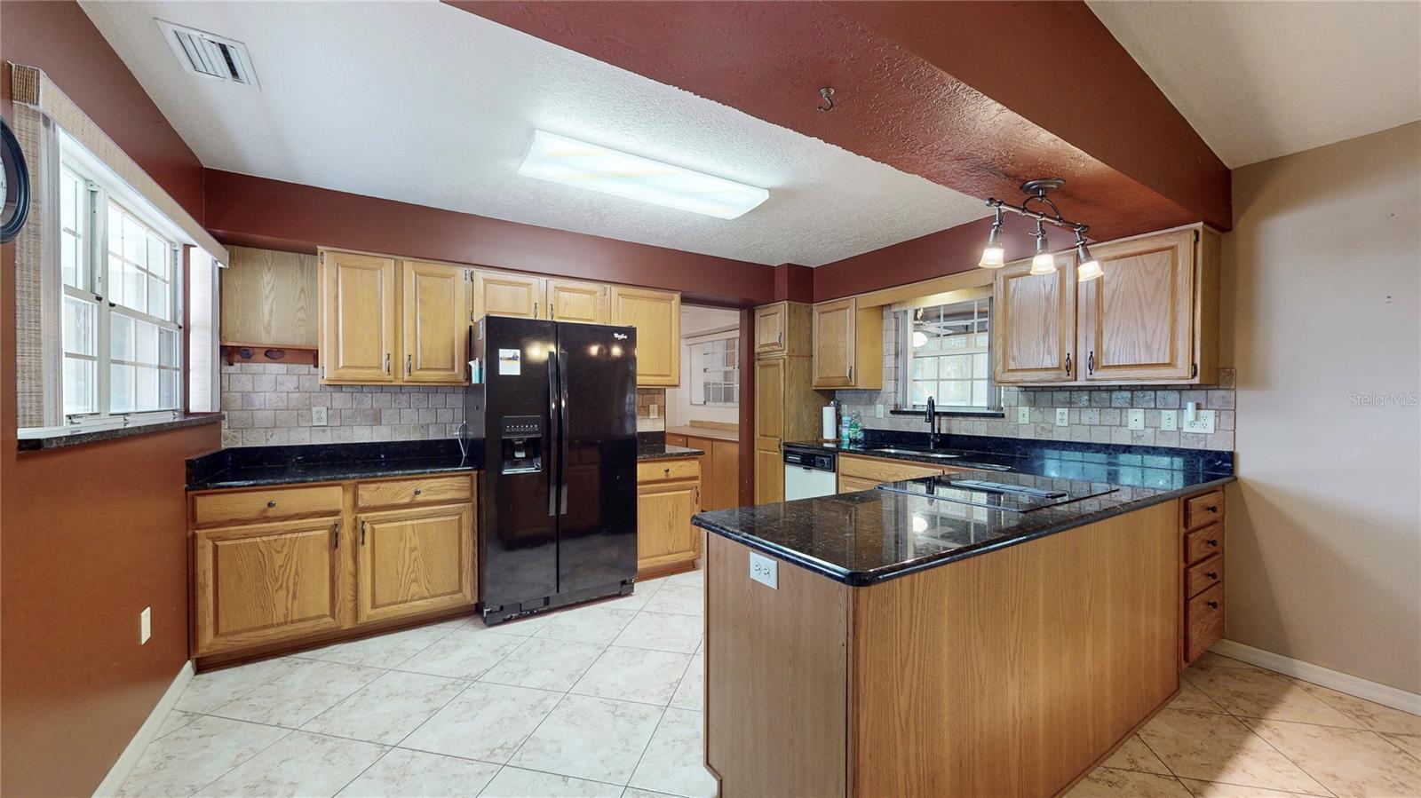 1720 NORTH CT, EUSTIS, FL, 32726