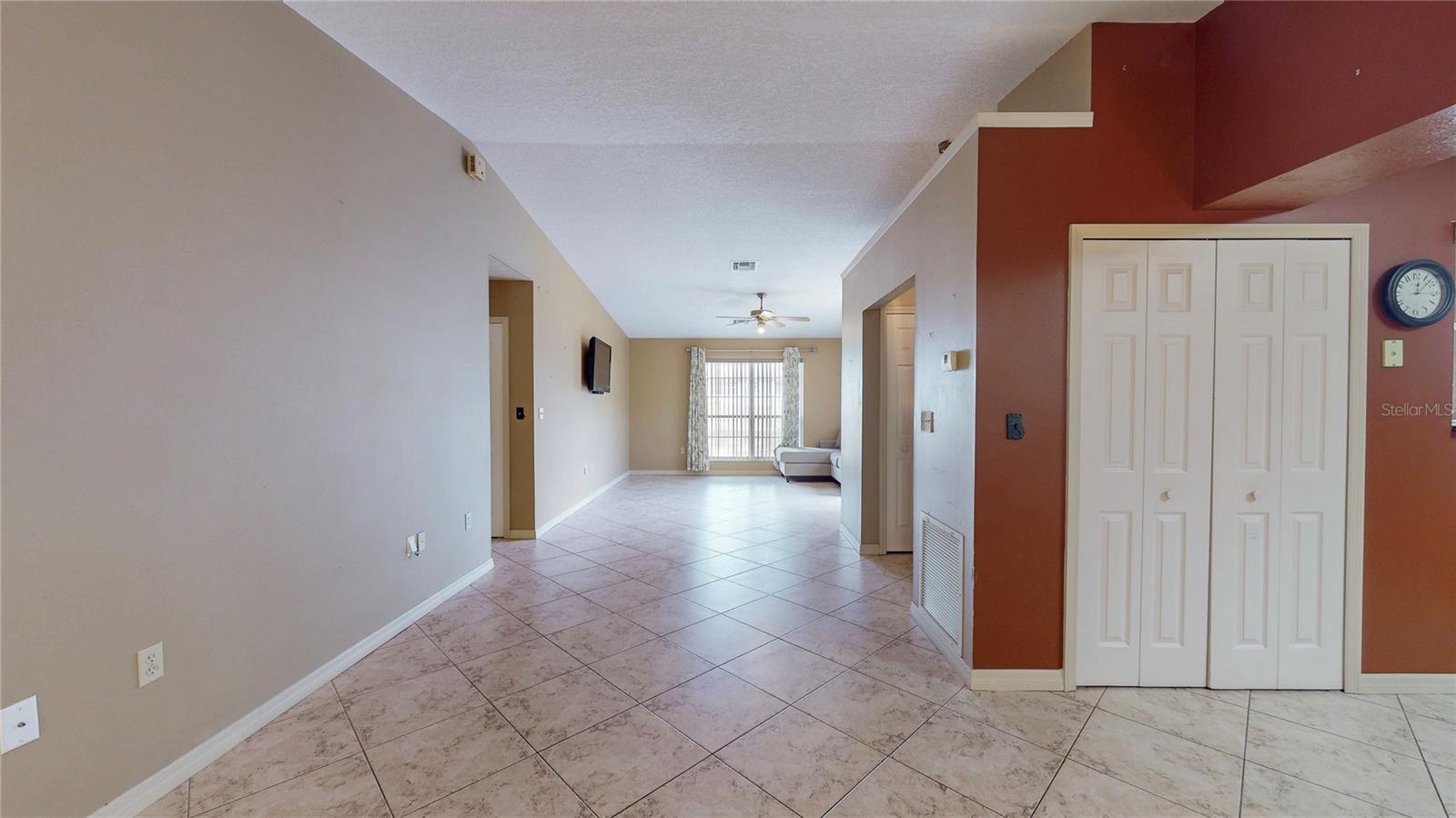 1720 NORTH CT, EUSTIS, FL, 32726