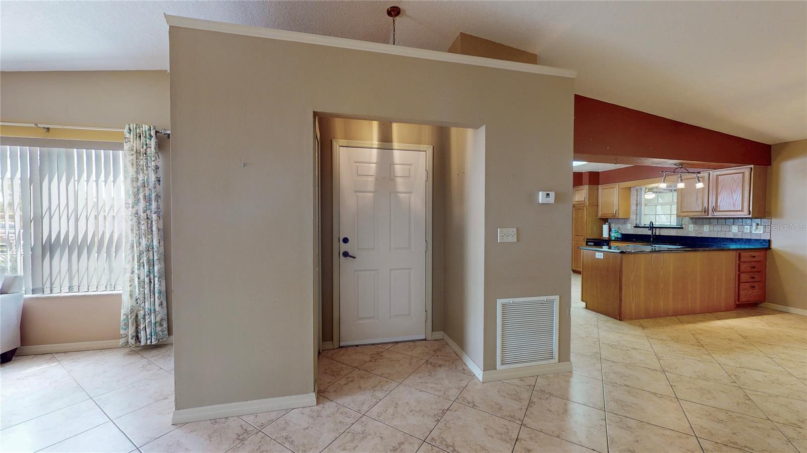 1720 NORTH CT, EUSTIS, FL, 32726