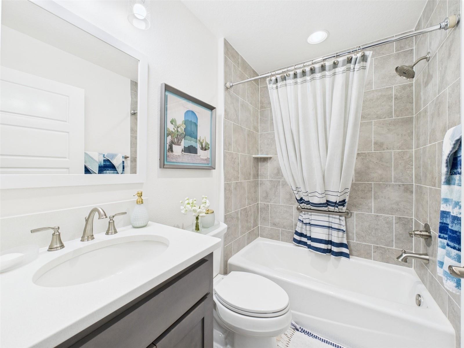 6502 MCKNIGHT LOOP, THE VILLAGES, FL, 34762