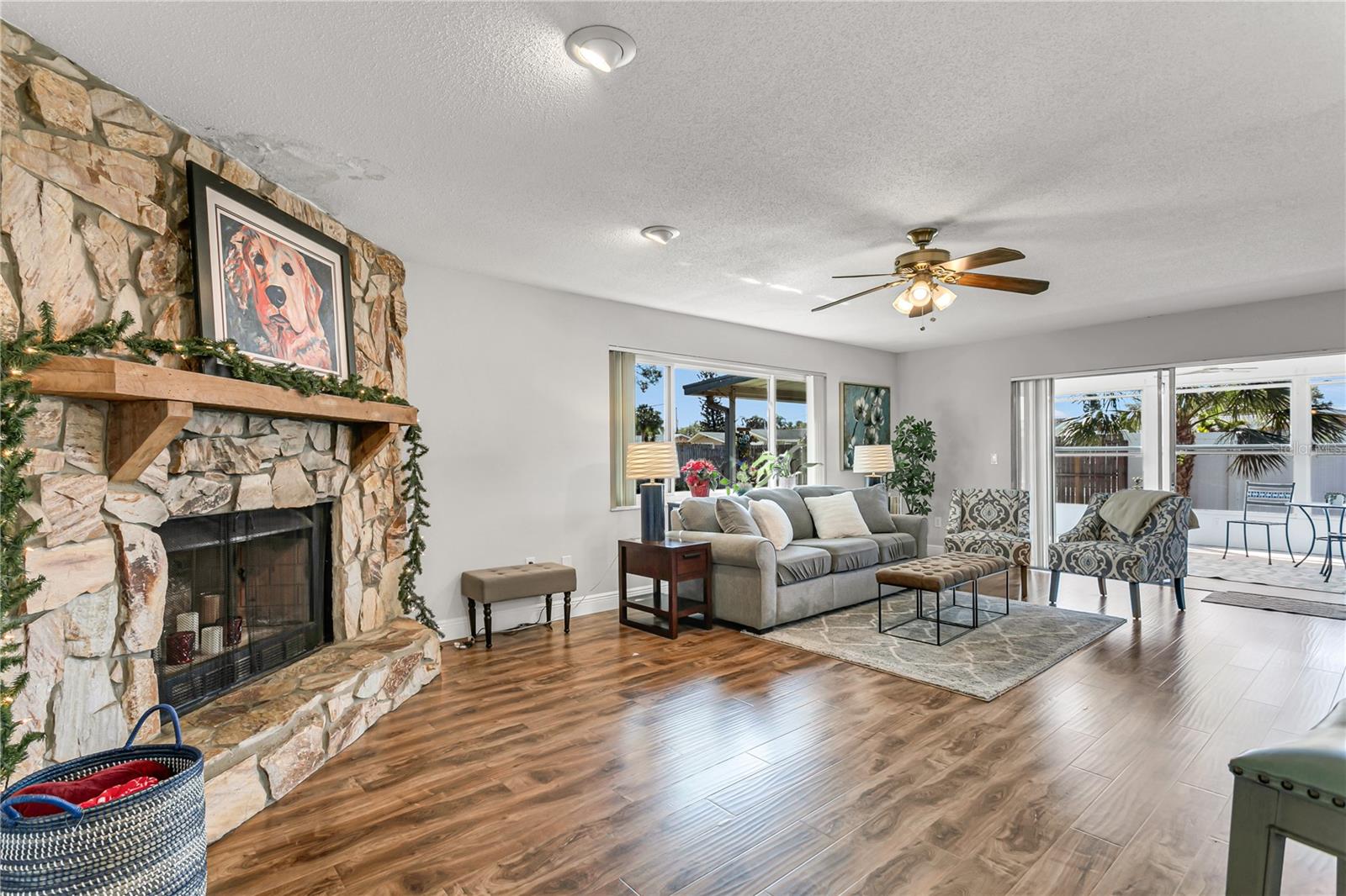 8613 LEONA ST, SEMINOLE, FL, 33772