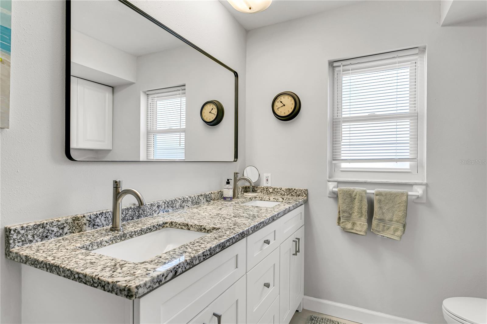 8613 LEONA ST, SEMINOLE, FL, 33772