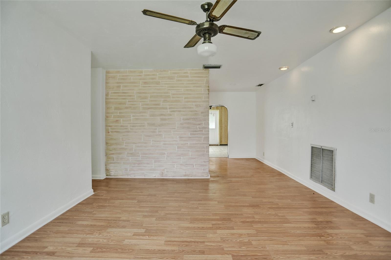 6920 SW 23RD ST, MIRAMAR, FL, 33023