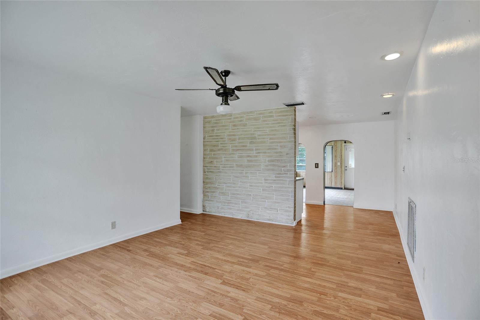 6920 SW 23RD ST, MIRAMAR, FL, 33023