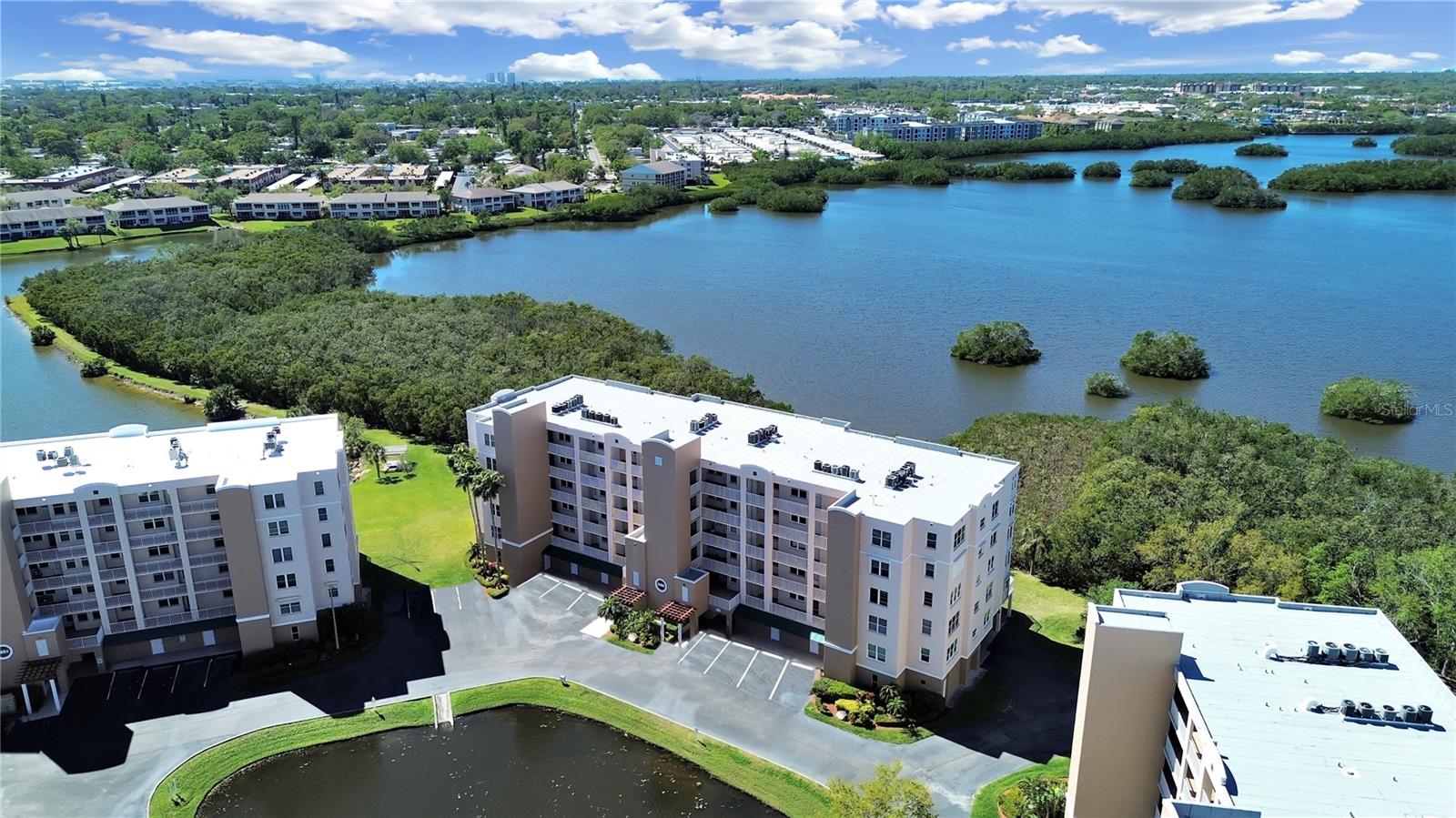 6495 SHORELINE DR #8105, SEMINOLE, FL, 33708