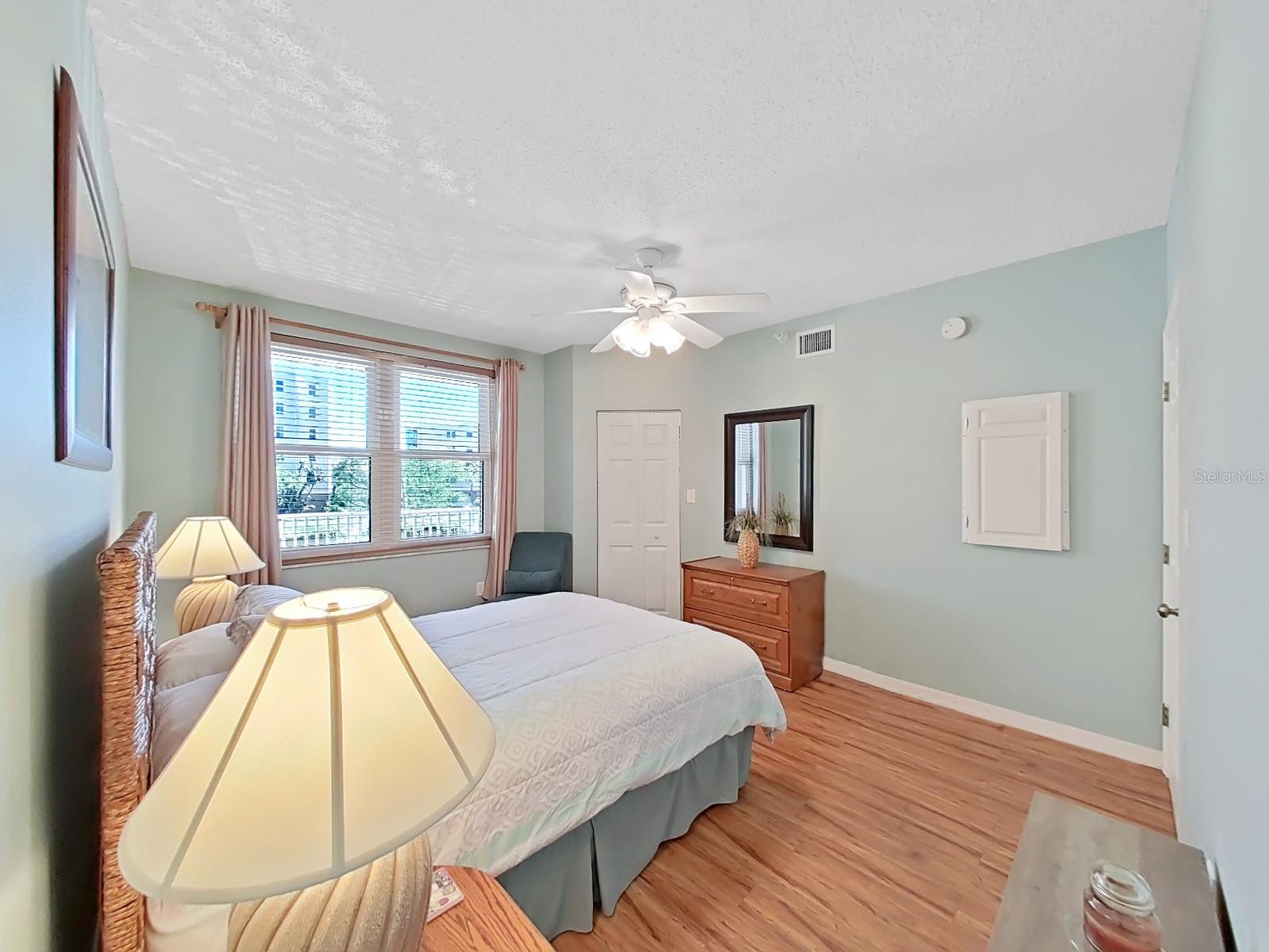 6495 SHORELINE DR #8105, SEMINOLE, FL, 33708