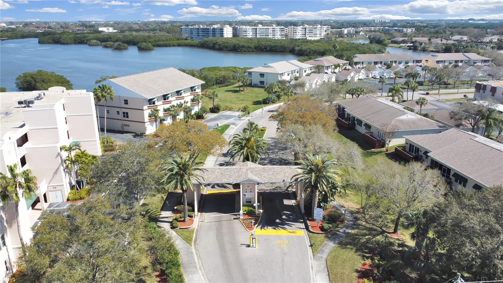6495 SHORELINE DR #8105, SEMINOLE, FL, 33708