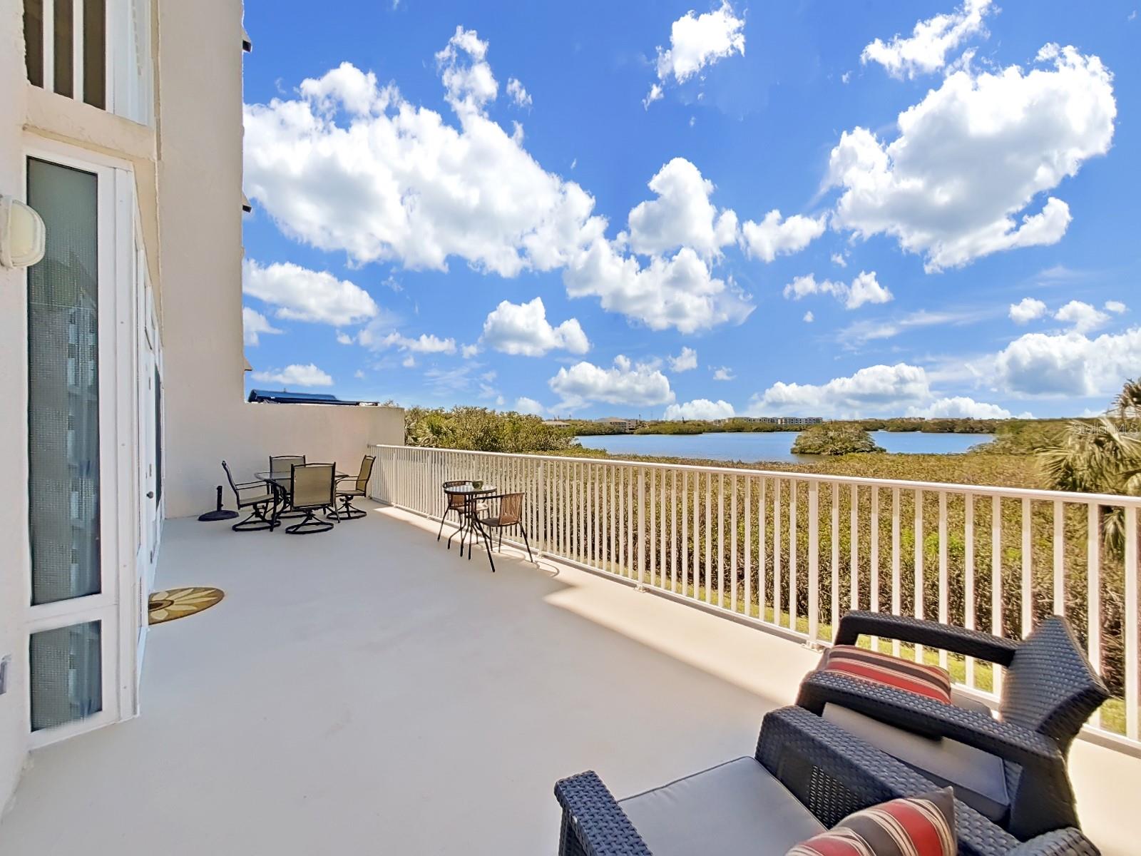 6495 SHORELINE DR #8105, SEMINOLE, FL, 33708