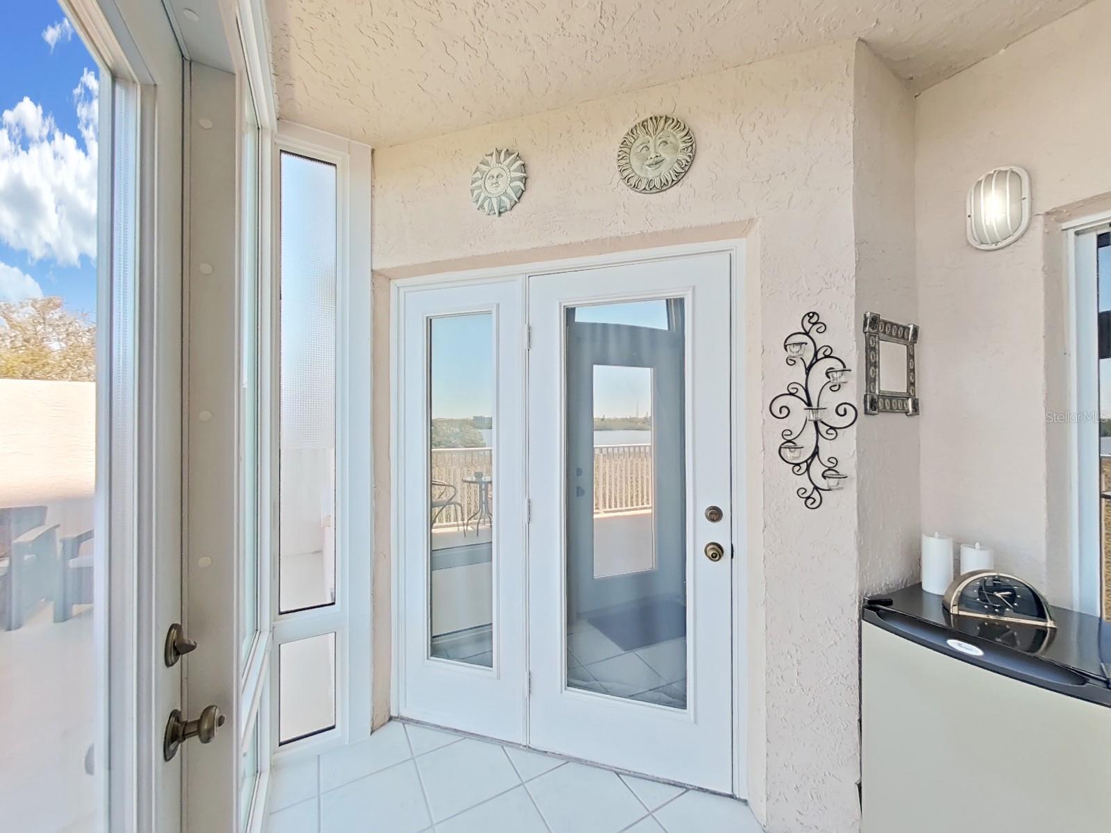 6495 SHORELINE DR #8105, SEMINOLE, FL, 33708