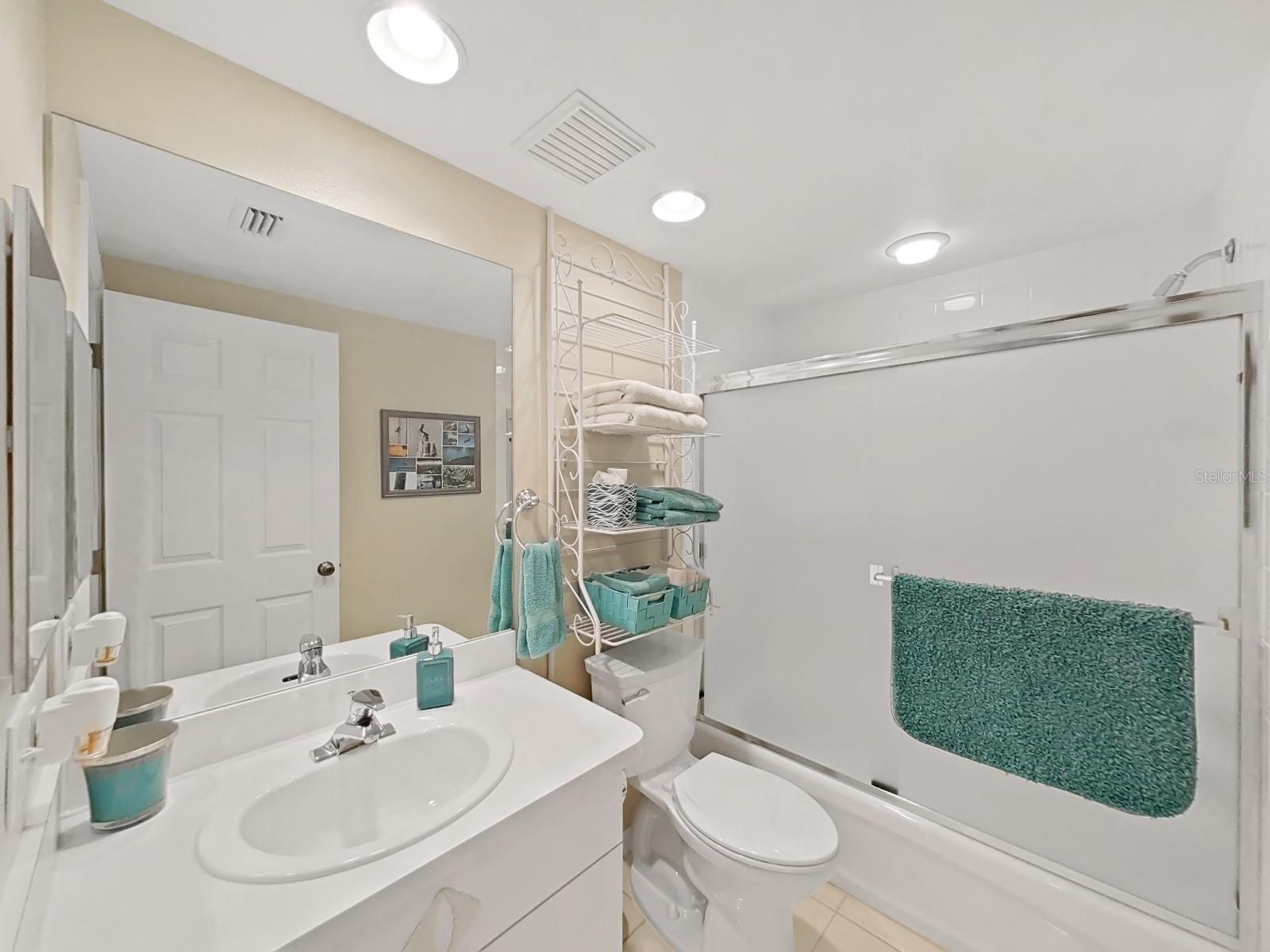 6495 SHORELINE DR #8105, SEMINOLE, FL, 33708