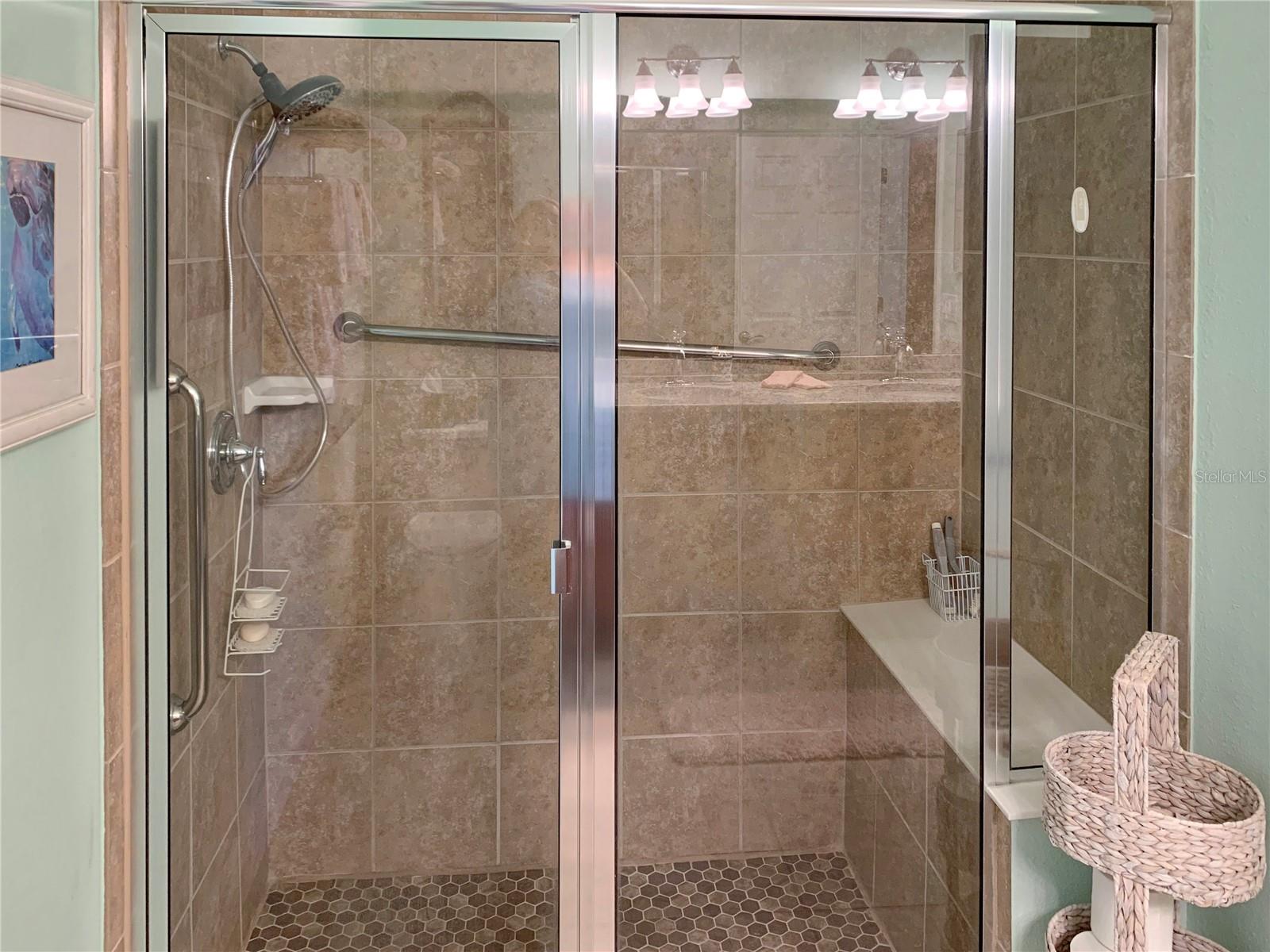 5472 SUNSET FALLS DR, APOLLO BEACH, FL, 33572