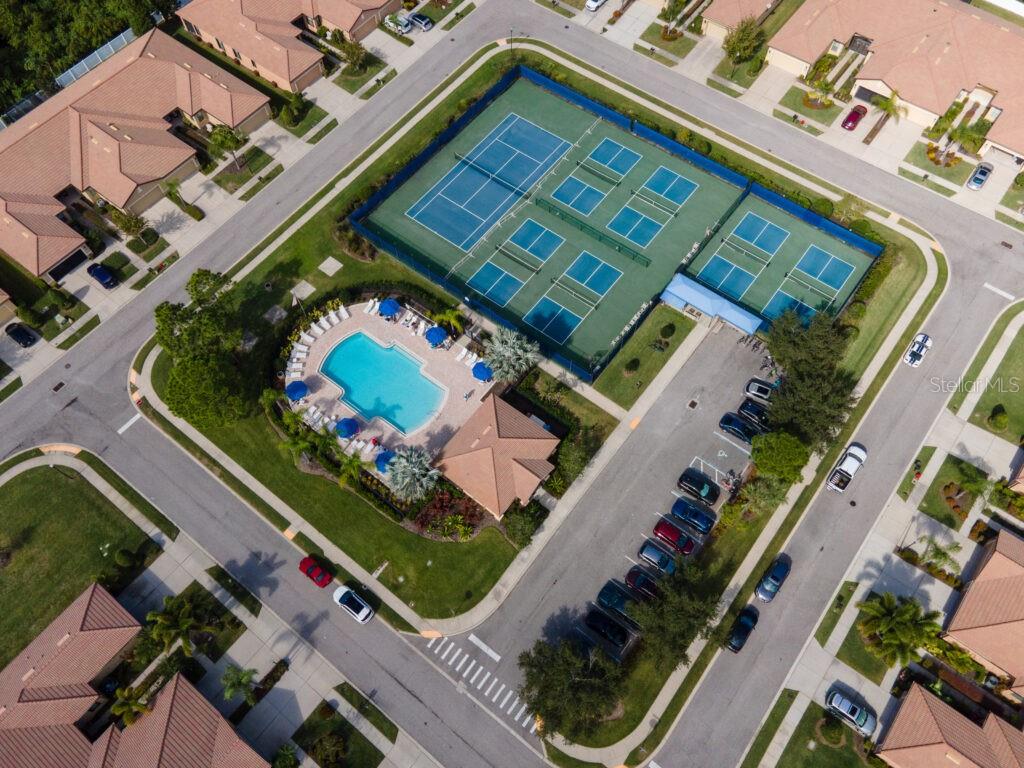 5472 SUNSET FALLS DR, APOLLO BEACH, FL, 33572