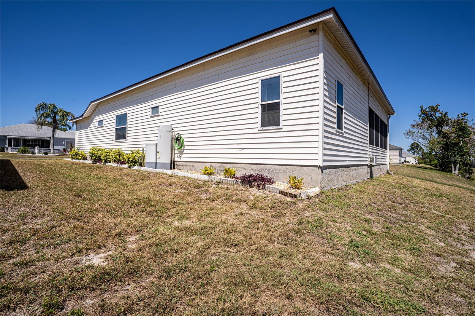 1055 CANARY CIR S, LAKELAND, FL, 33809
