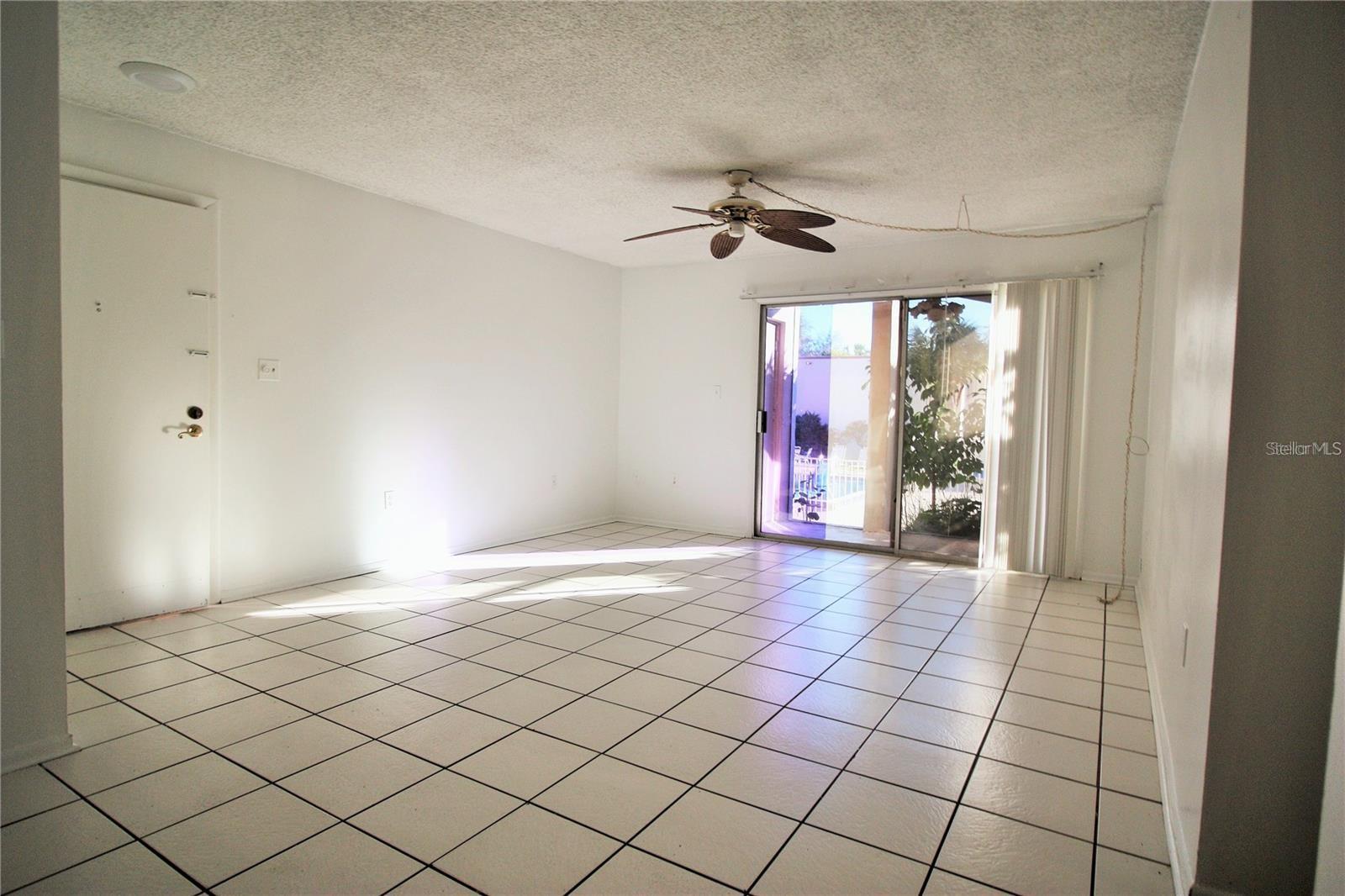 520 ORANGE DR #13, ALTAMONTE SPRINGS, FL, 32701