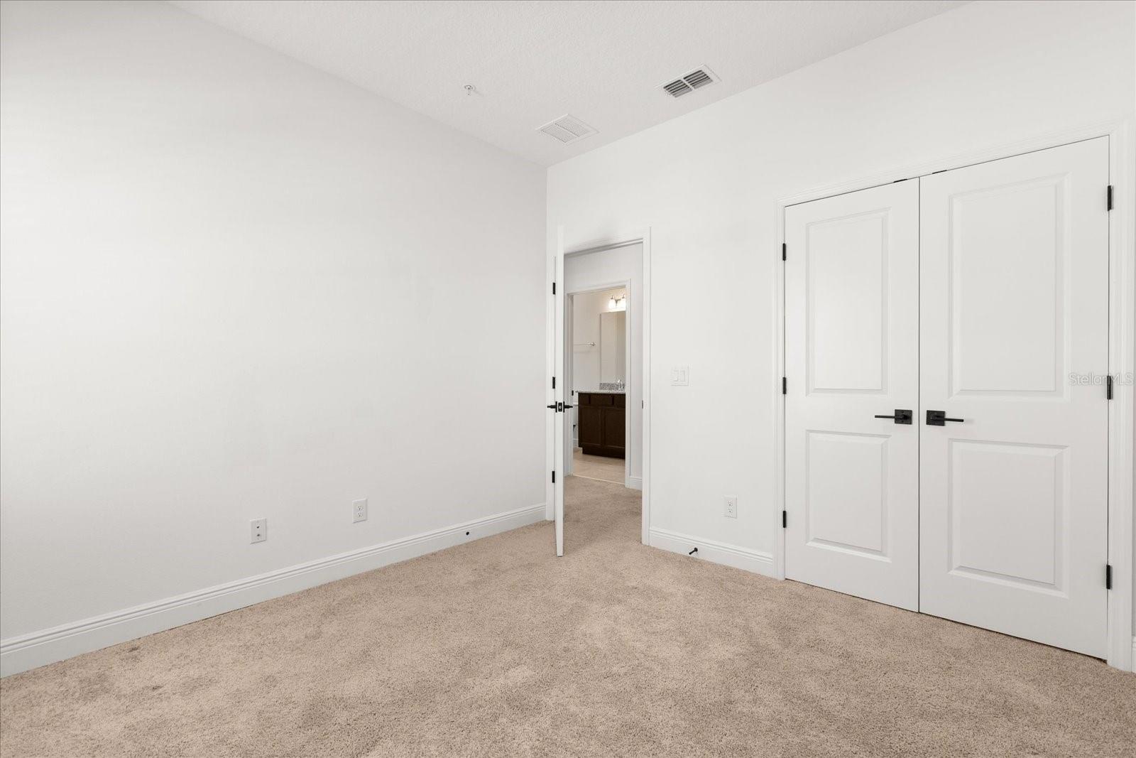 7063 NEMOURS PKWY, ORLANDO, FL, 32827