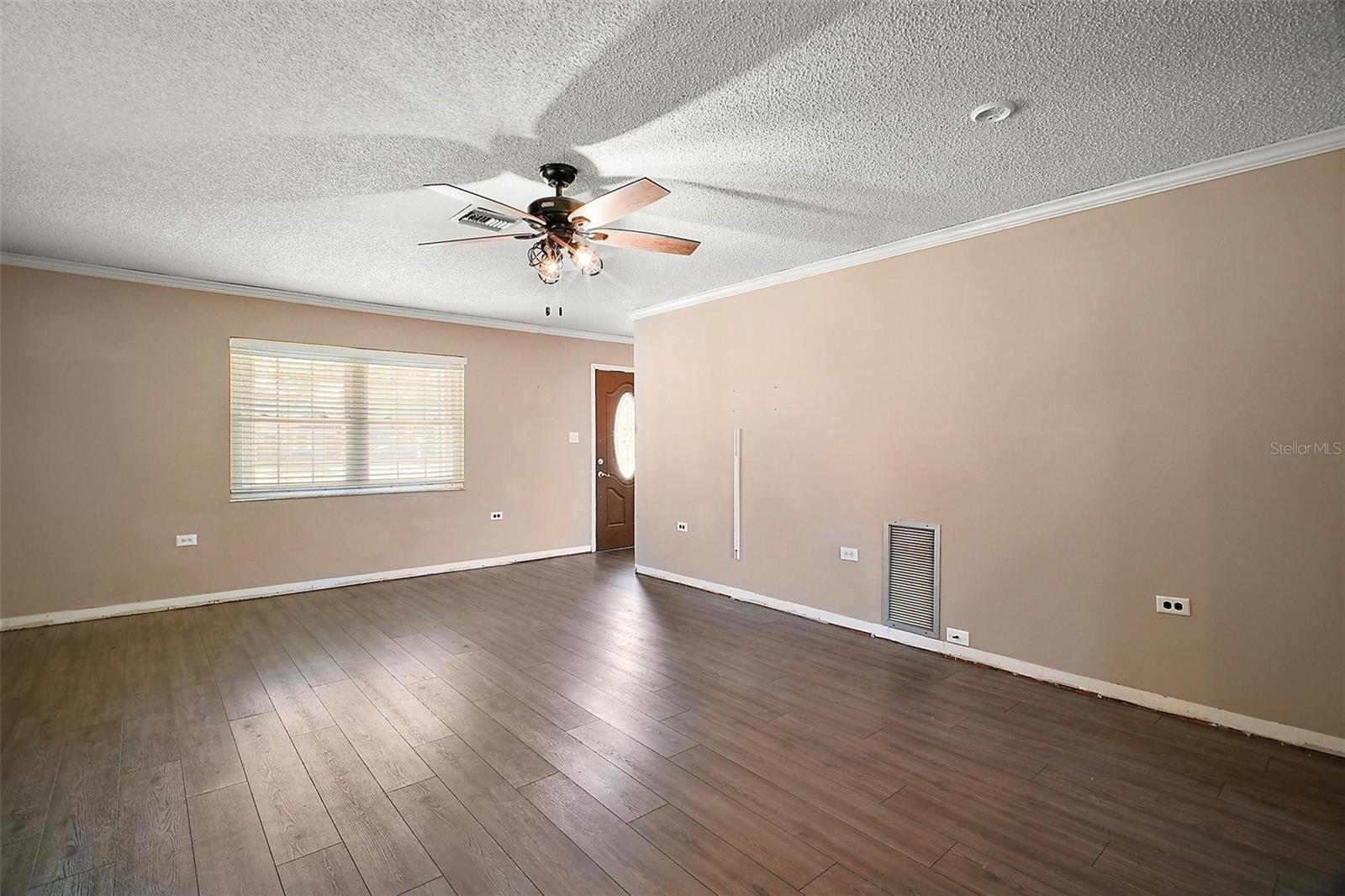 208 PALM WAY, TAVARES, FL, 32778