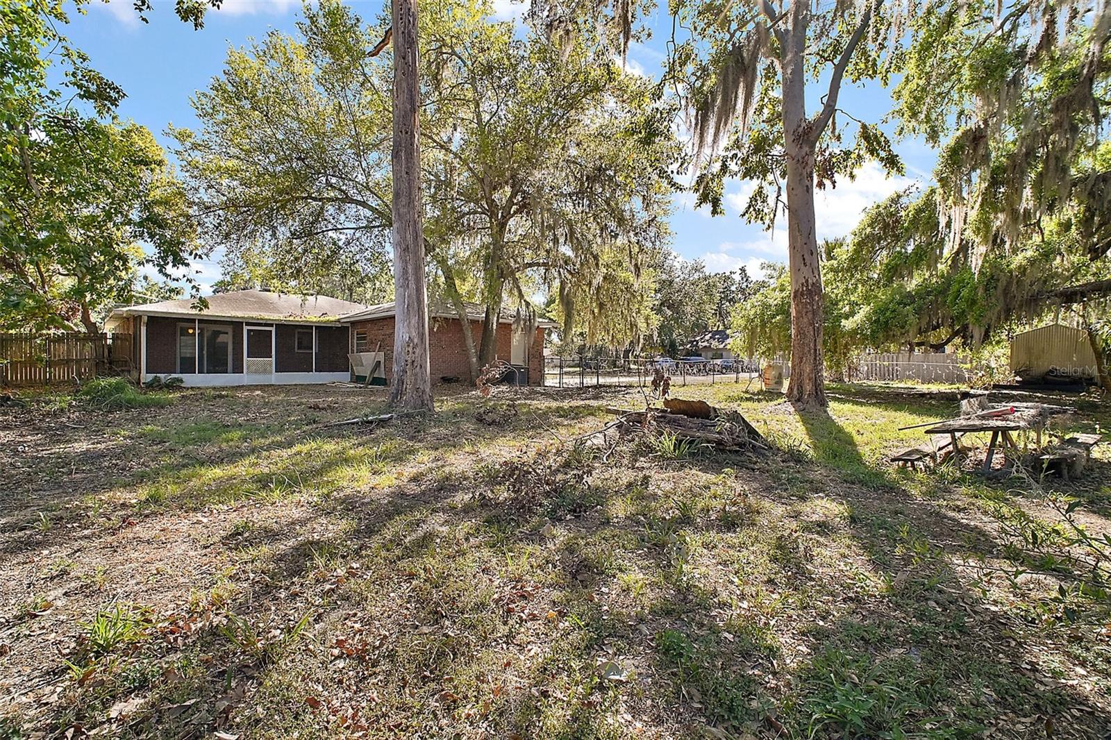 208 PALM WAY, TAVARES, FL, 32778