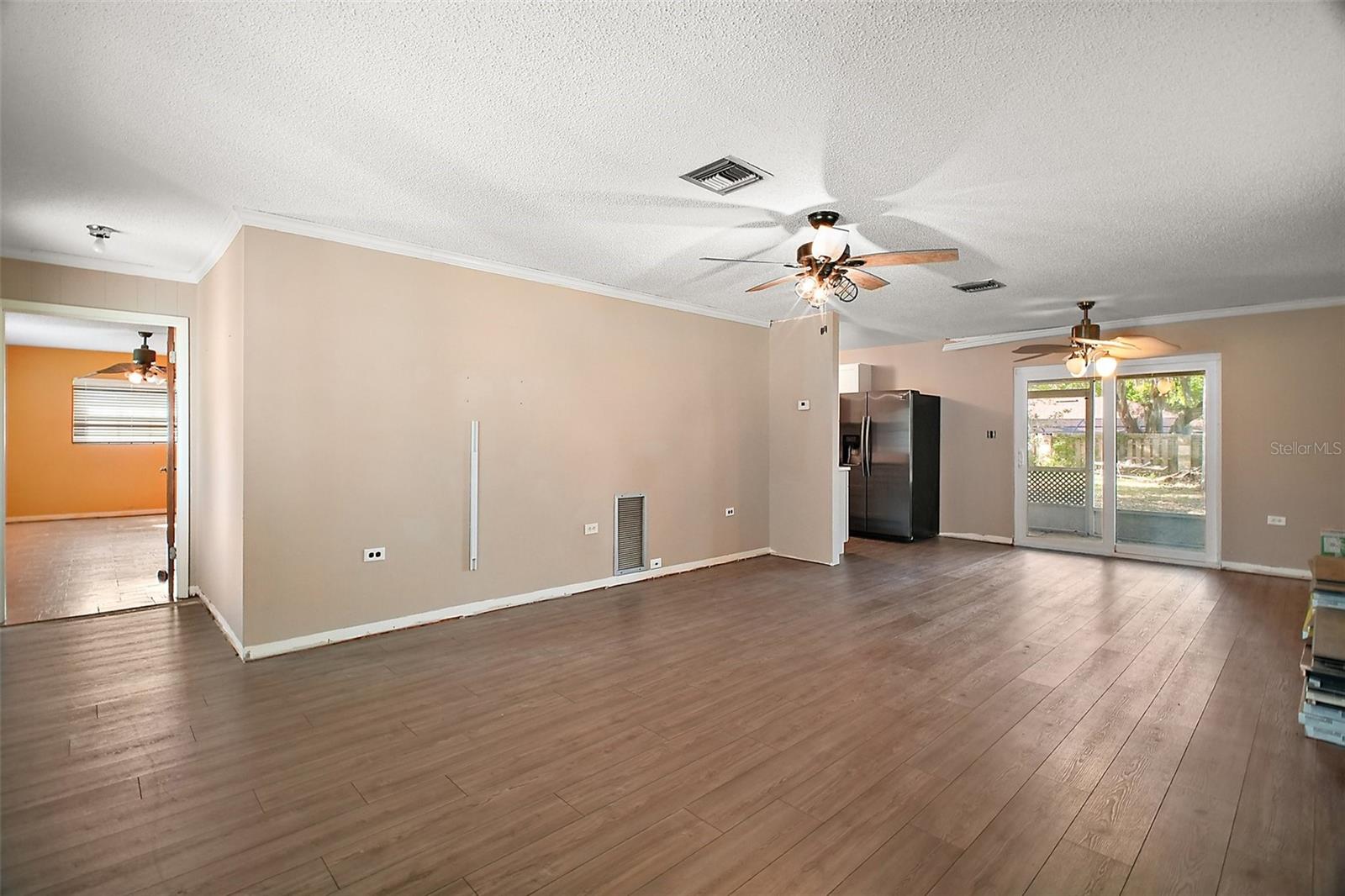 208 PALM WAY, TAVARES, FL, 32778