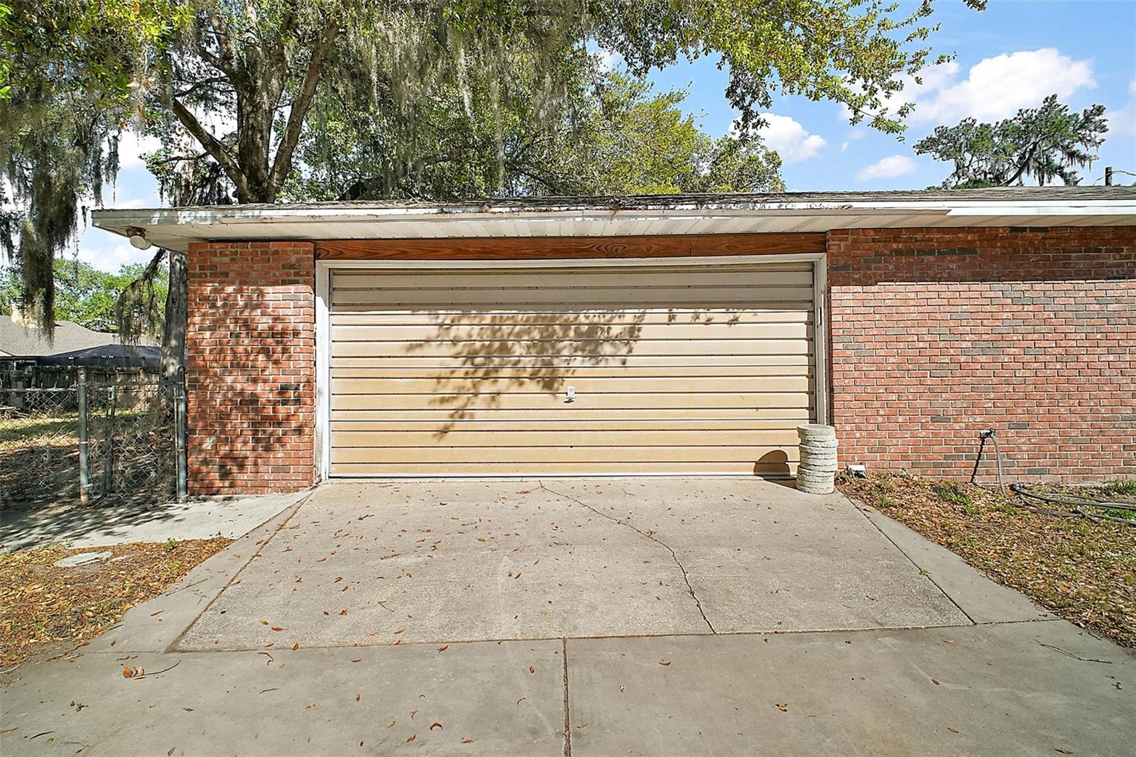 208 PALM WAY, TAVARES, FL, 32778