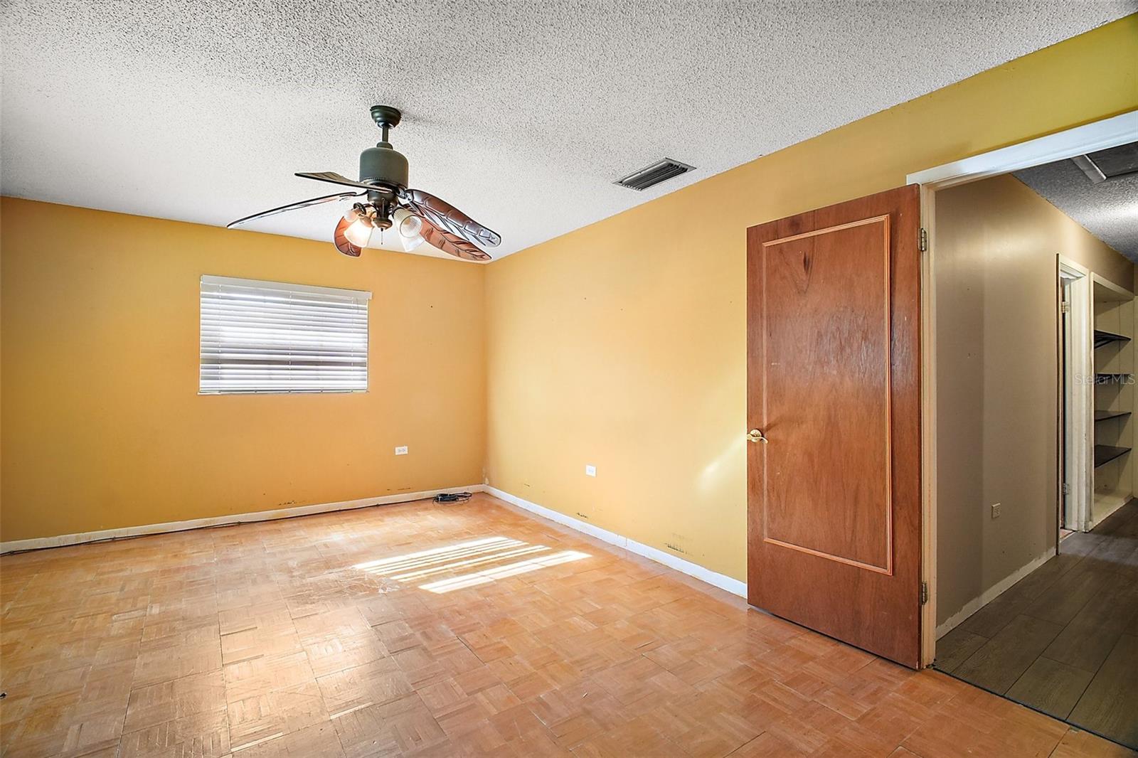 208 PALM WAY, TAVARES, FL, 32778