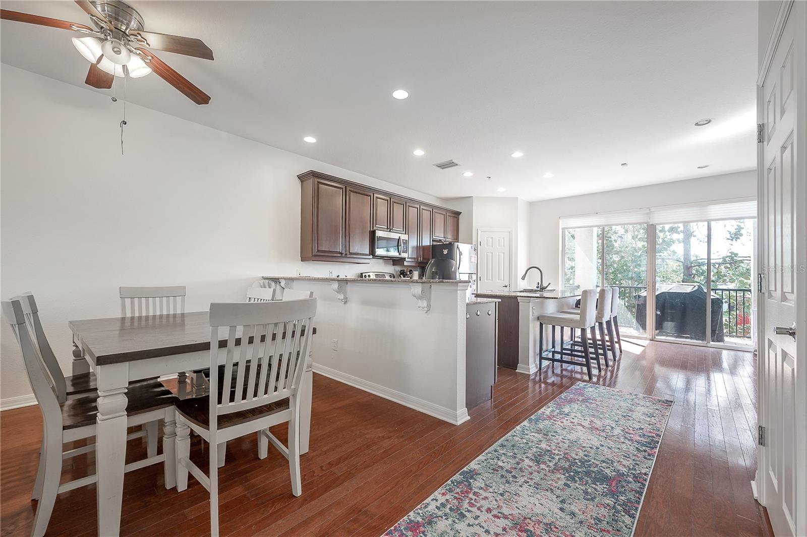 10250 BAYOU GRANDE AVE, SEMINOLE, FL, 33772