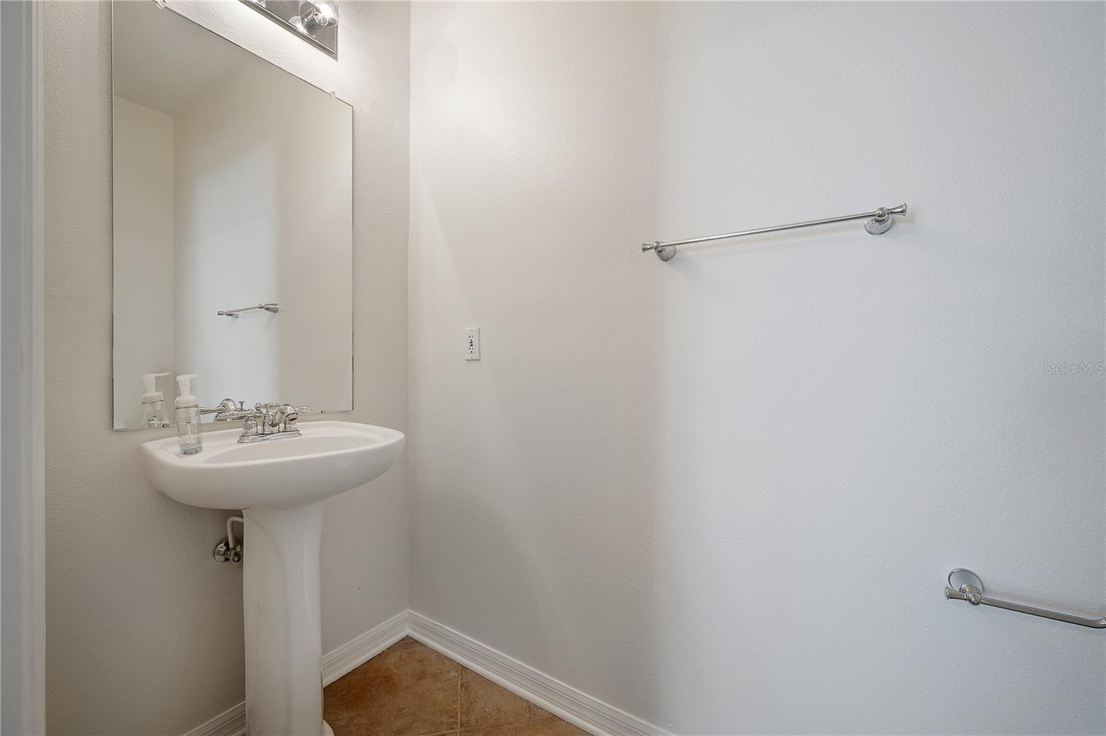 10250 BAYOU GRANDE AVE, SEMINOLE, FL, 33772