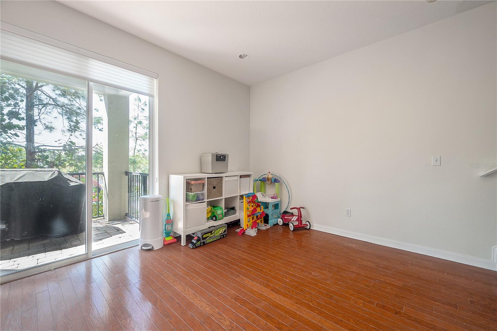 10250 BAYOU GRANDE AVE, SEMINOLE, FL, 33772