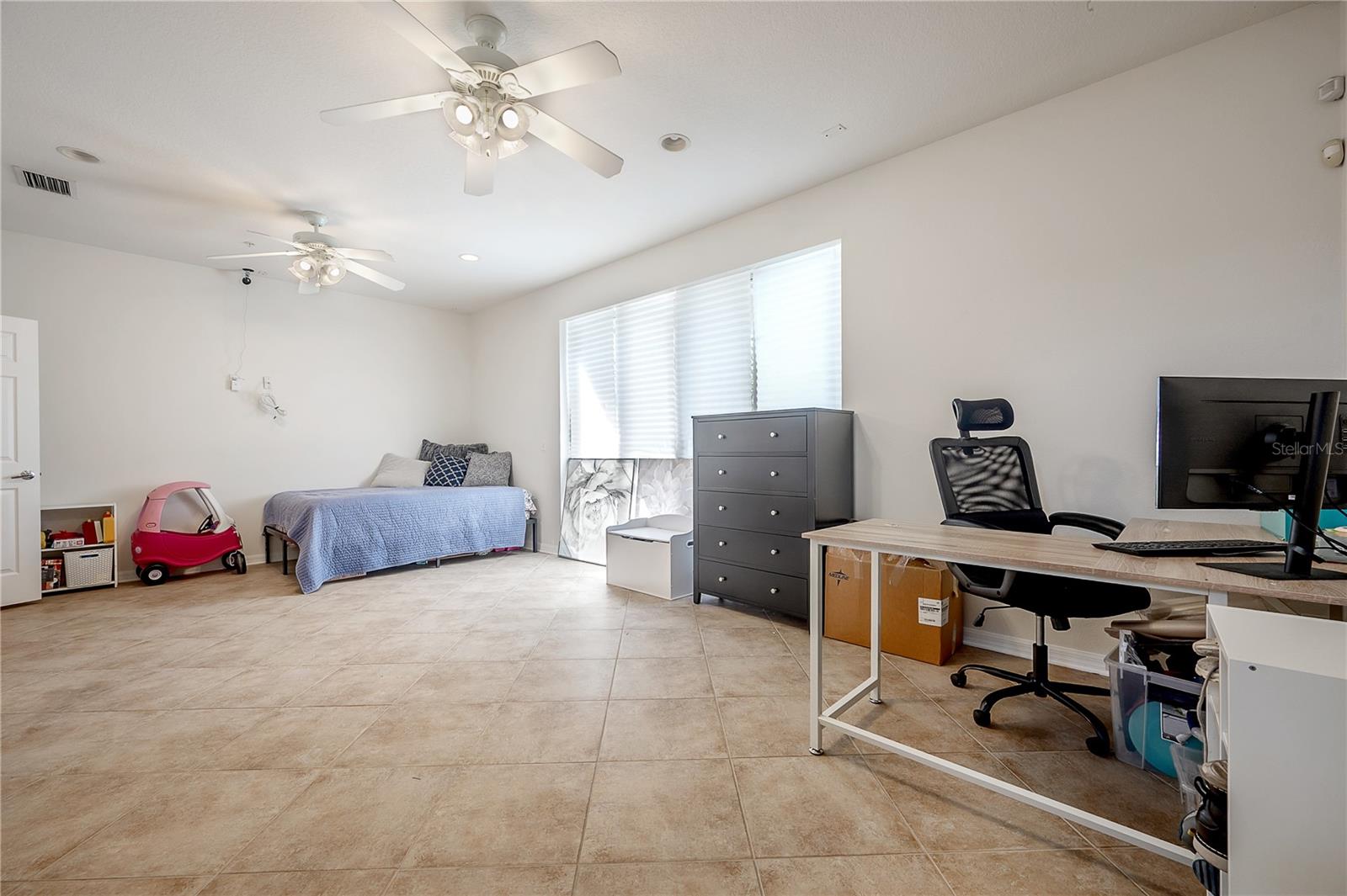 10250 BAYOU GRANDE AVE, SEMINOLE, FL, 33772