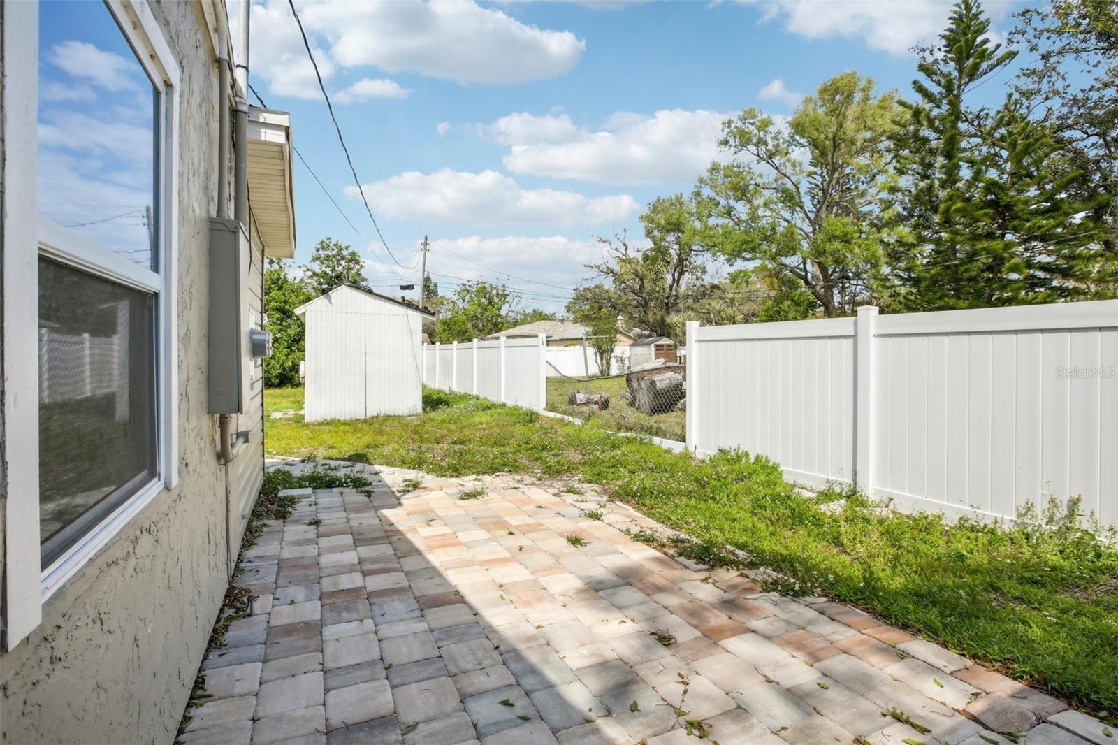 1000 8TH AVE SW, LARGO, FL, 33770
