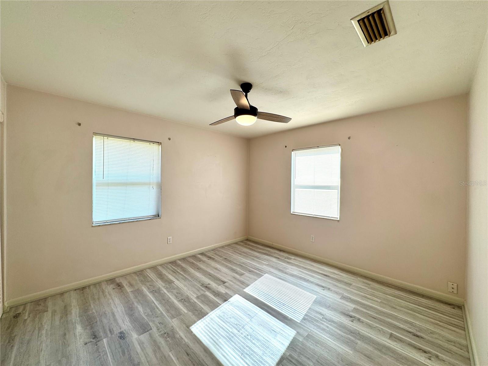 1074 GERONA AVE, DELTONA, FL, 32725