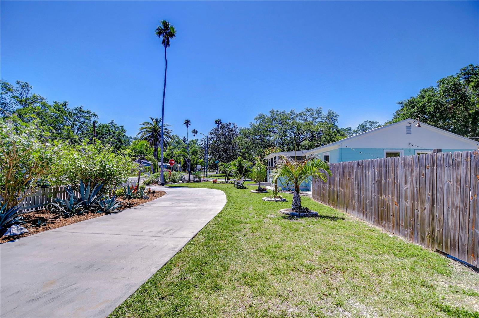 1700 SAN MATEO DR, DUNEDIN, FL, 34698