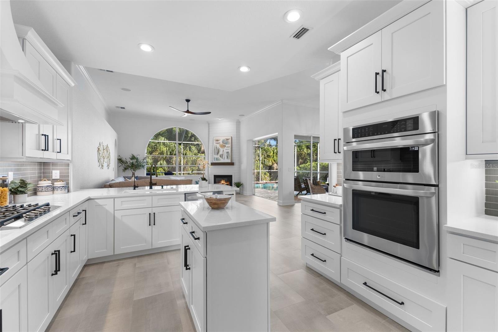 2725 BEECH GROVE LN, WESLEY CHAPEL, FL, 33544