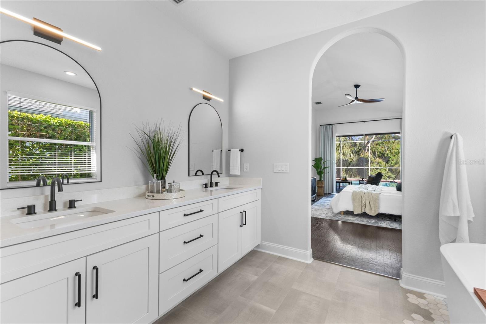 2725 BEECH GROVE LN, WESLEY CHAPEL, FL, 33544