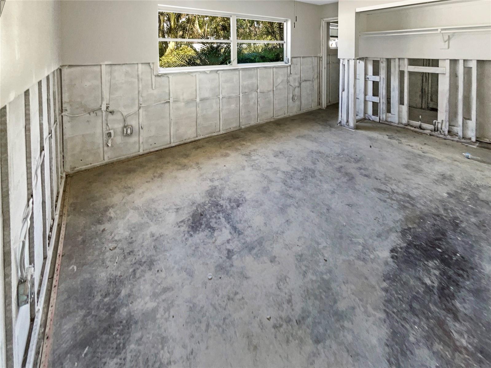 1715 DELAWARE AVE NE, ST PETERSBURG, FL, 33703