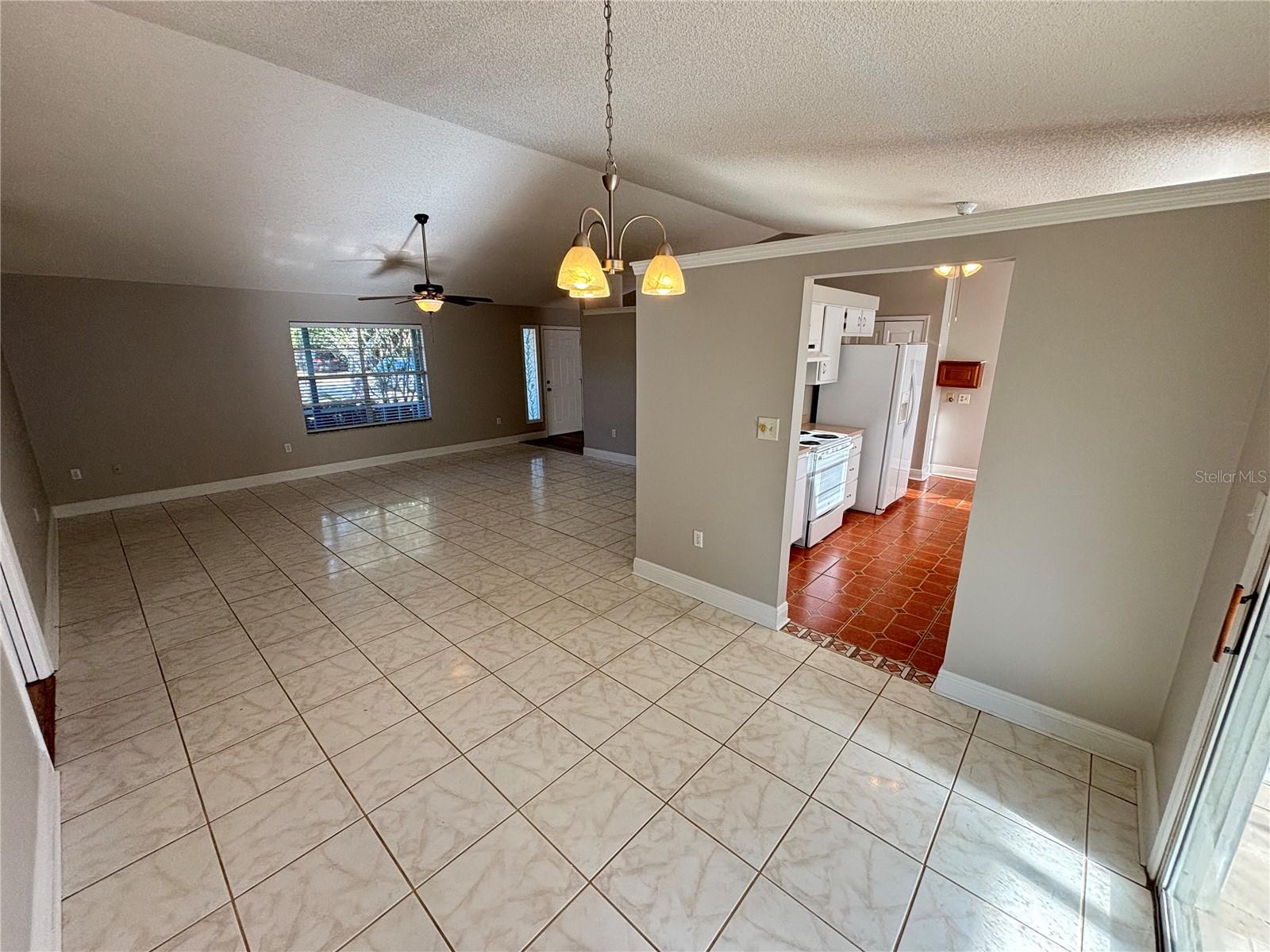 33746 TARA WOOD DR, LEESBURG, FL, 34788