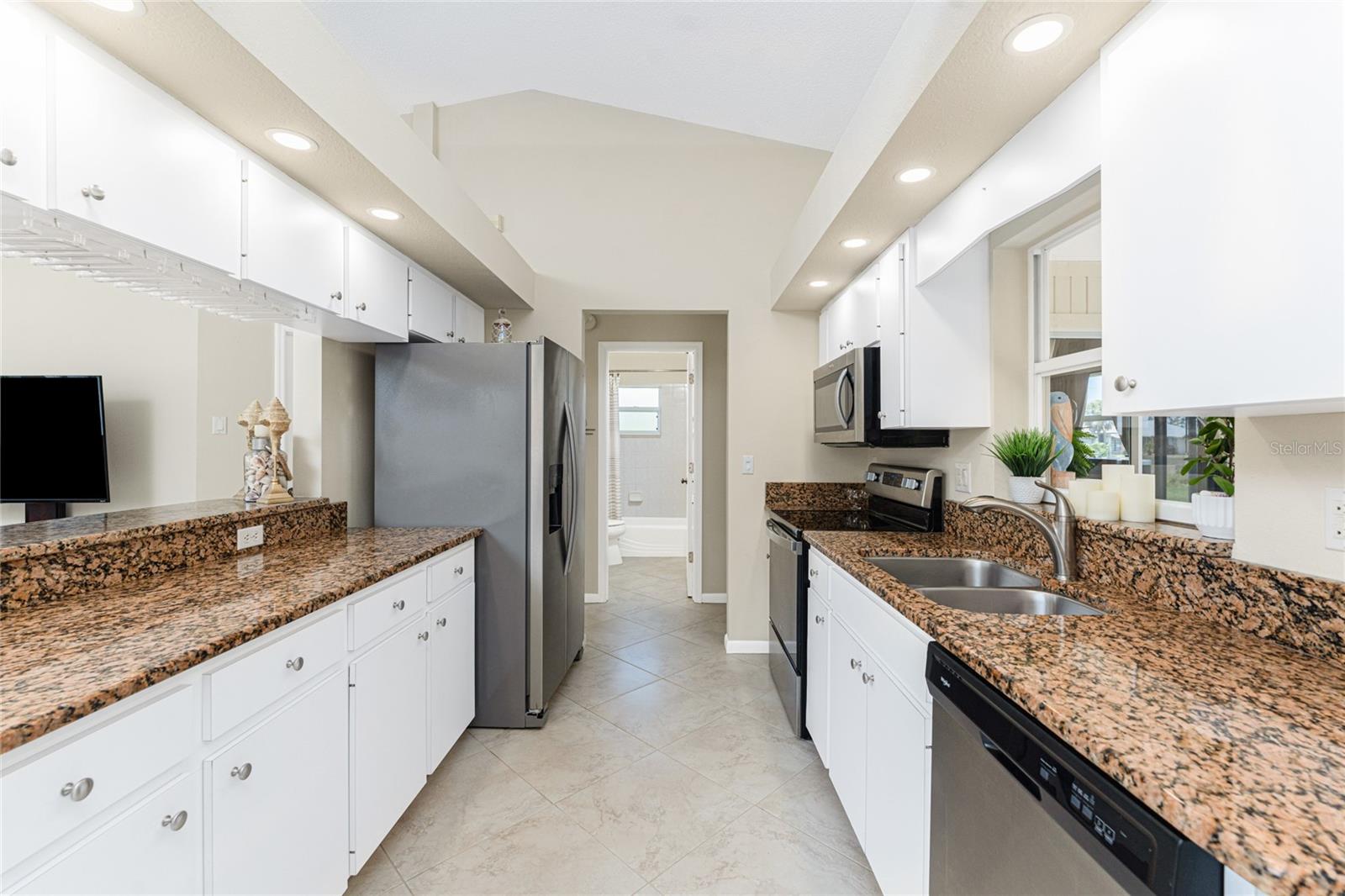 39 SPORTSMAN PL, ROTONDA WEST, FL, 33947