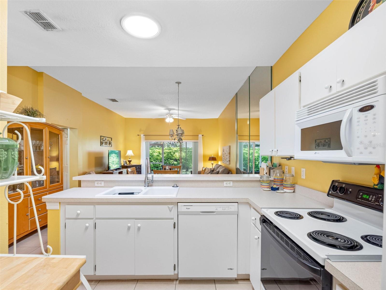 2618 NEWCOMB CT #12, SUN CITY CENTER, FL, 33573