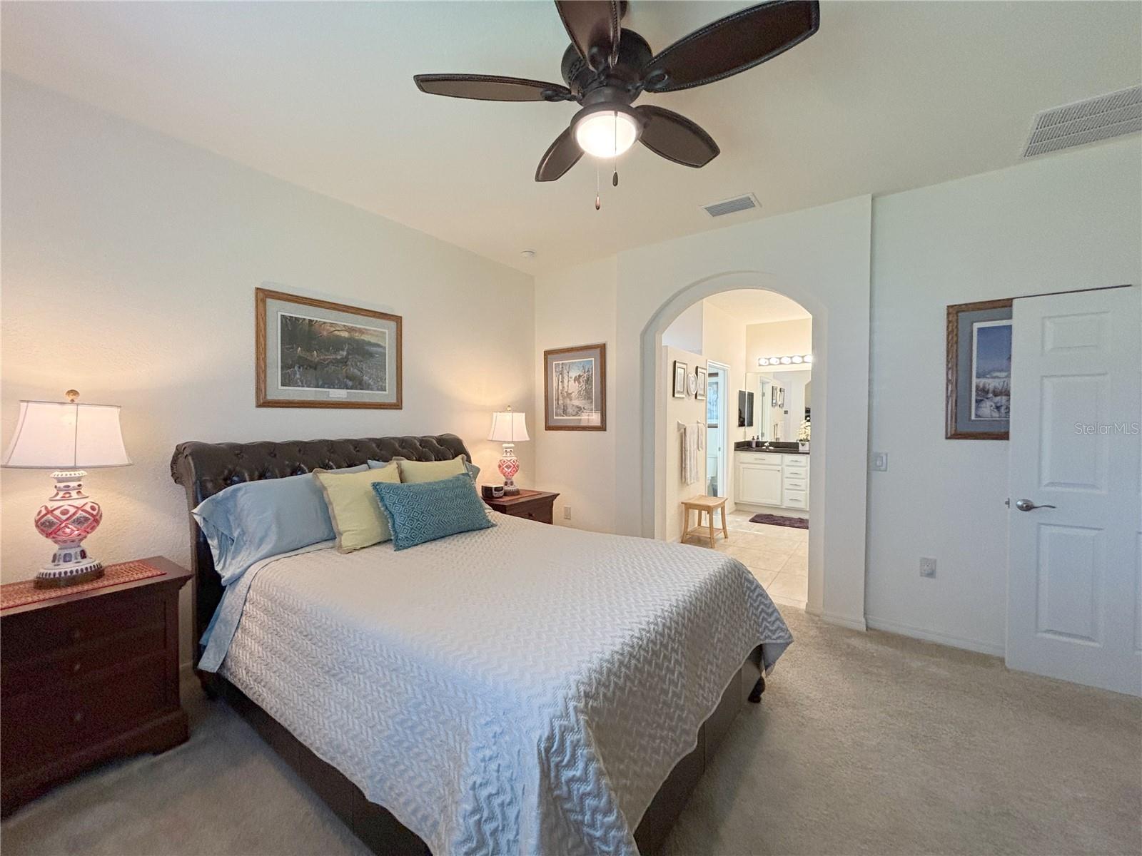 1402 COLONIAL CT, WINTER HAVEN, FL, 33884