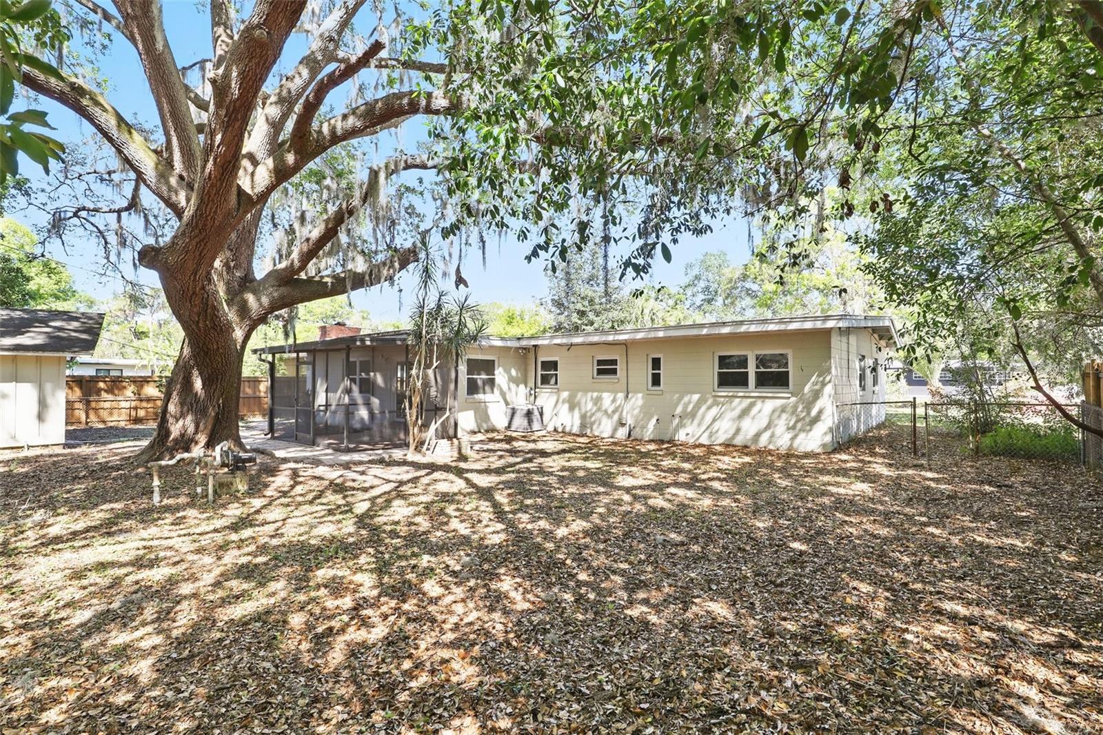 2012 LOCH BERRY RD, WINTER PARK, FL, 32792