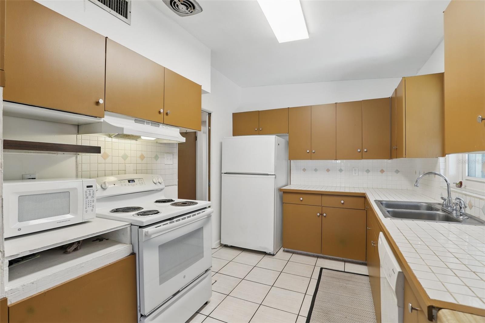 2012 LOCH BERRY RD, WINTER PARK, FL, 32792