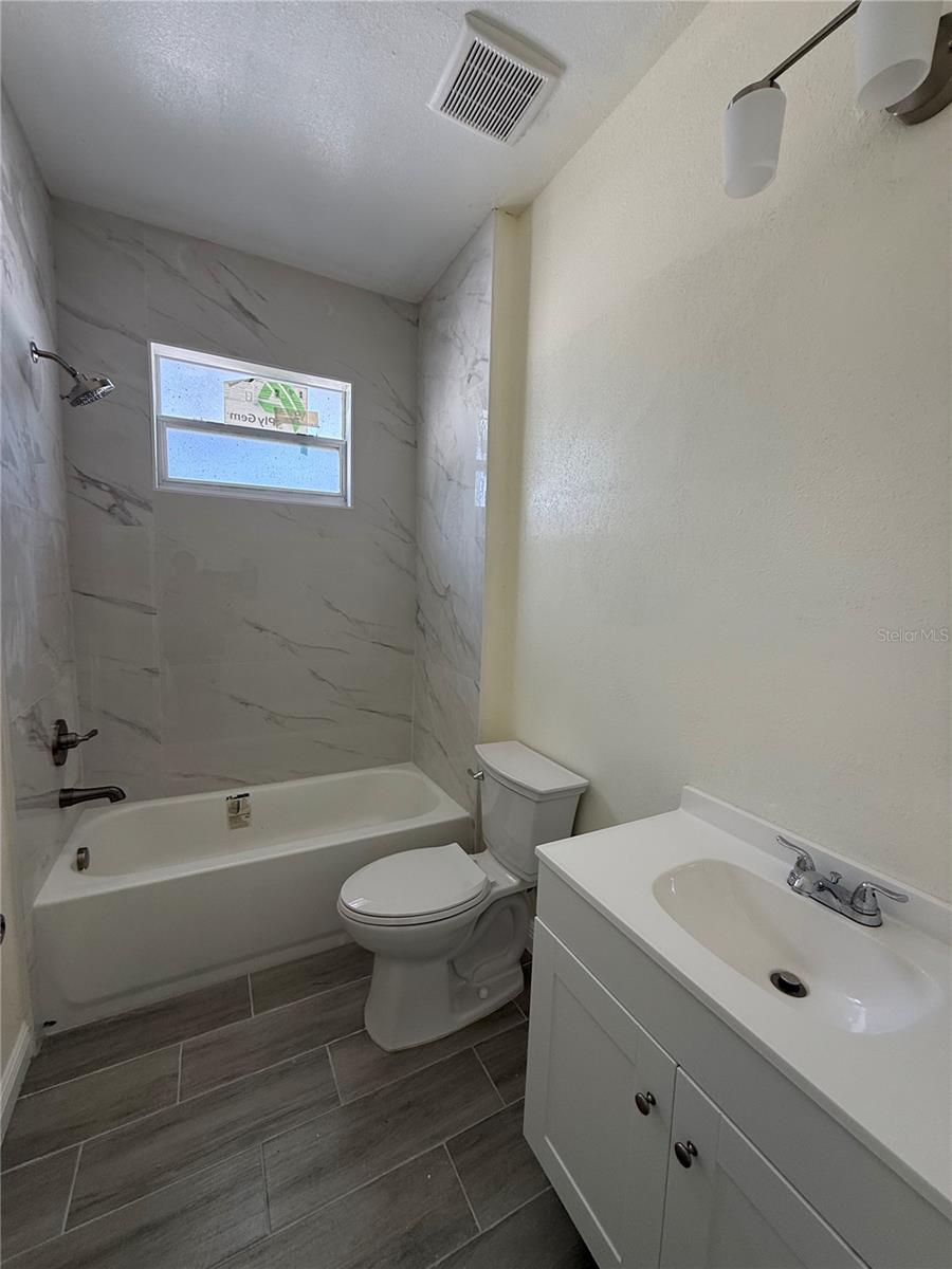 5710 42ND ST N, ST PETERSBURG, FL, 33714