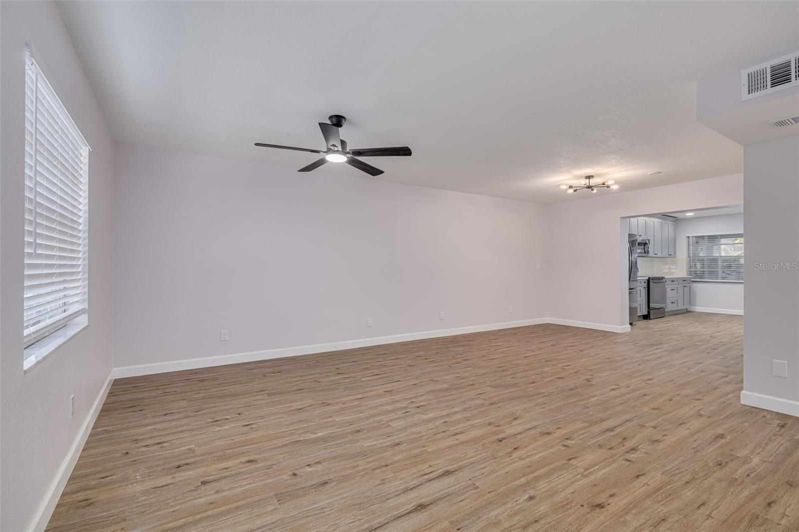 6672 56TH AVE N, ST PETERSBURG, FL, 33709