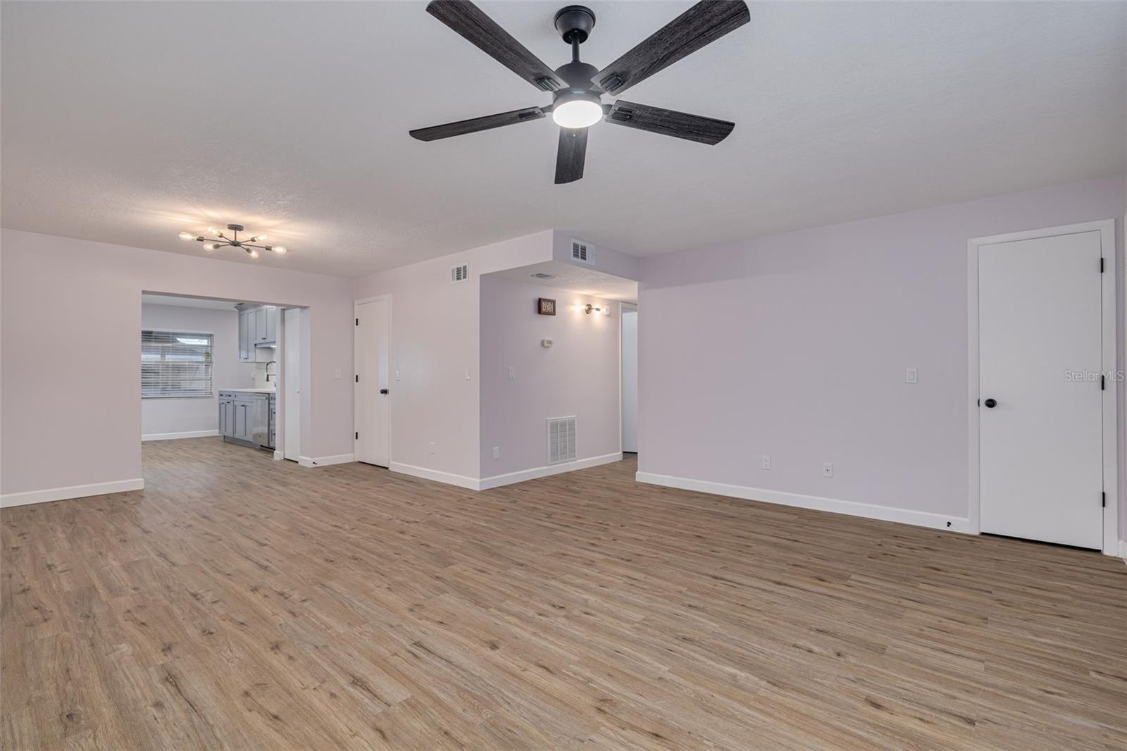 6672 56TH AVE N, ST PETERSBURG, FL, 33709