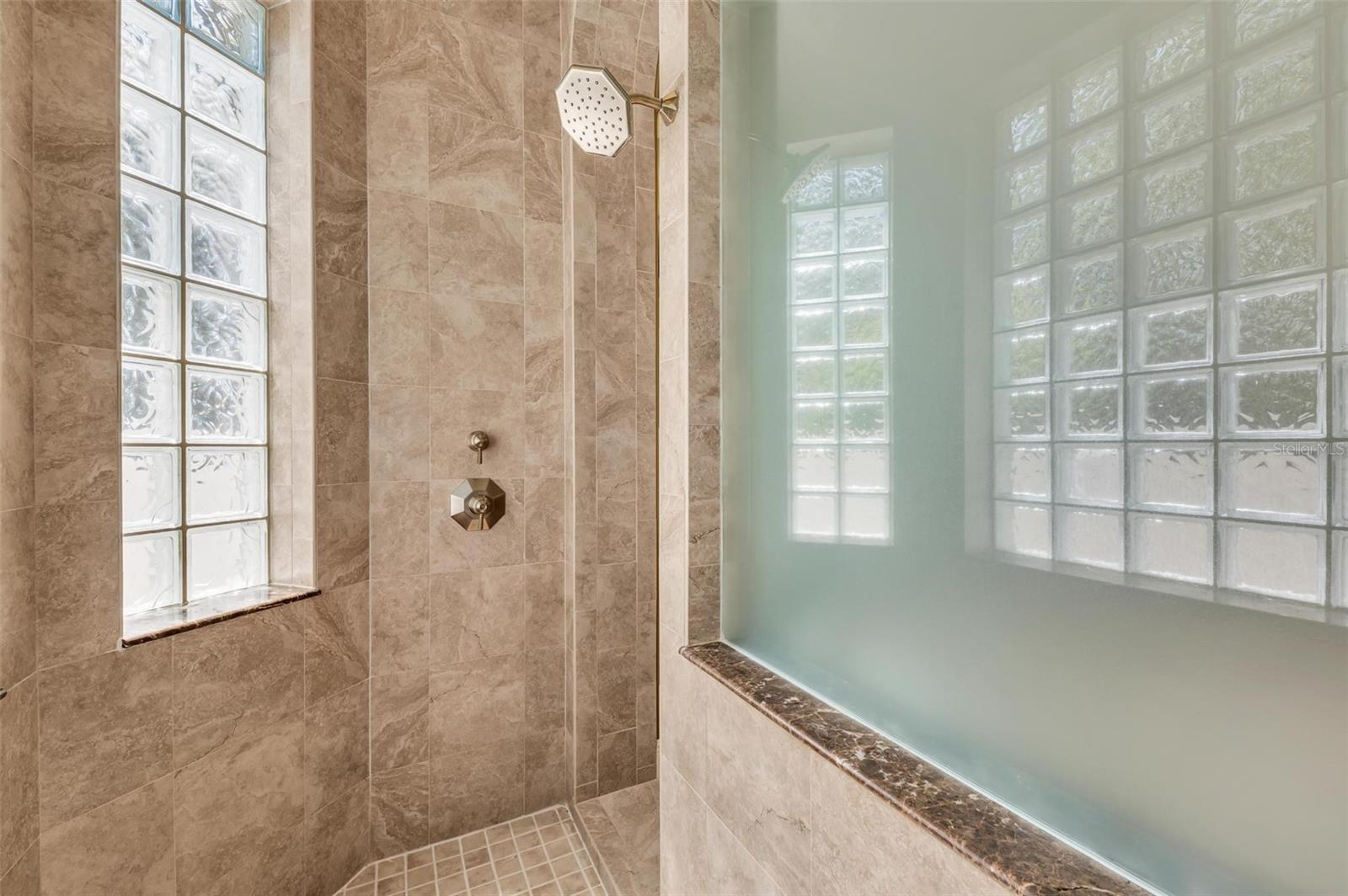 A4645705 Property Photo