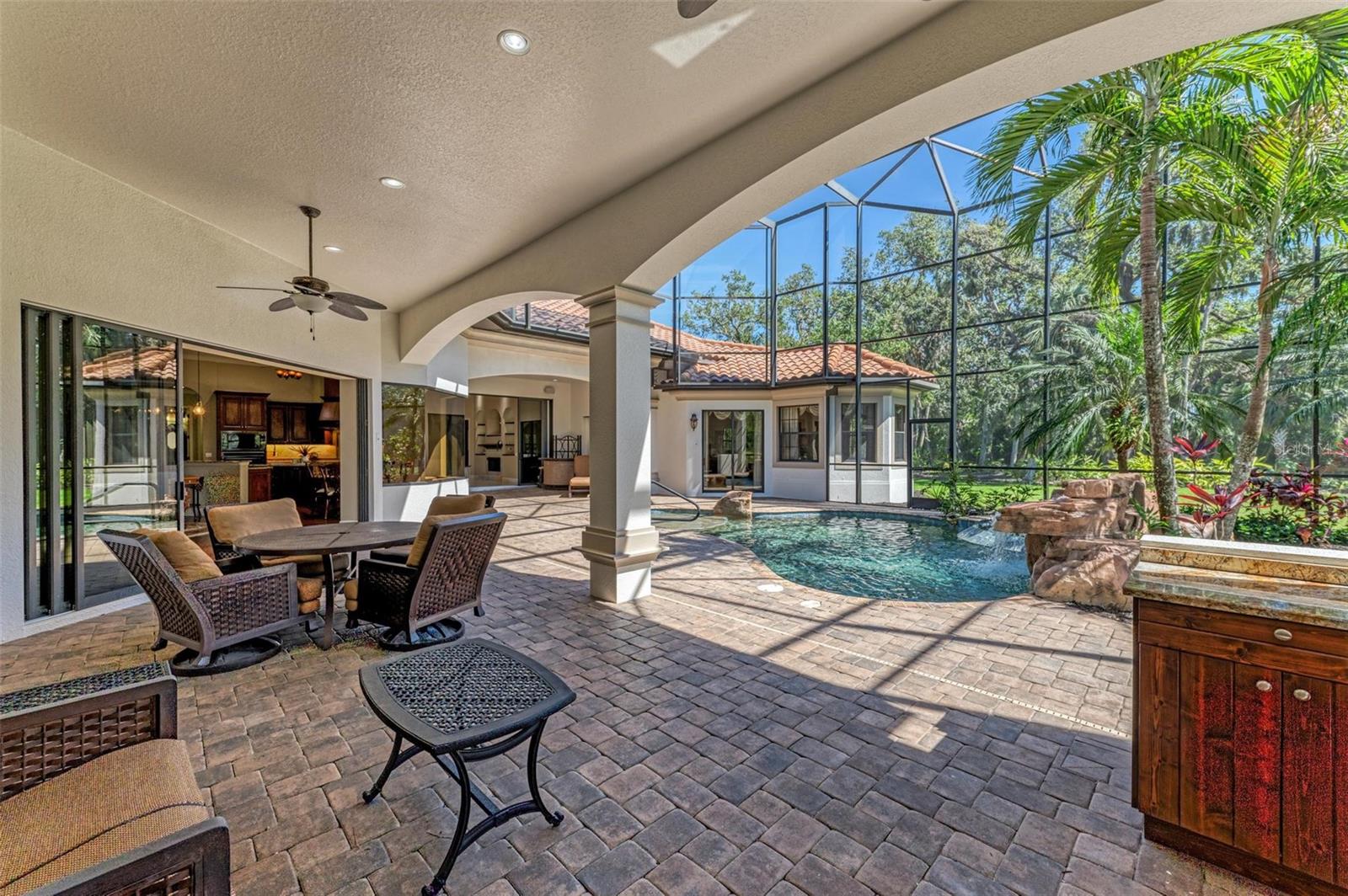 A4645705 Property Photo