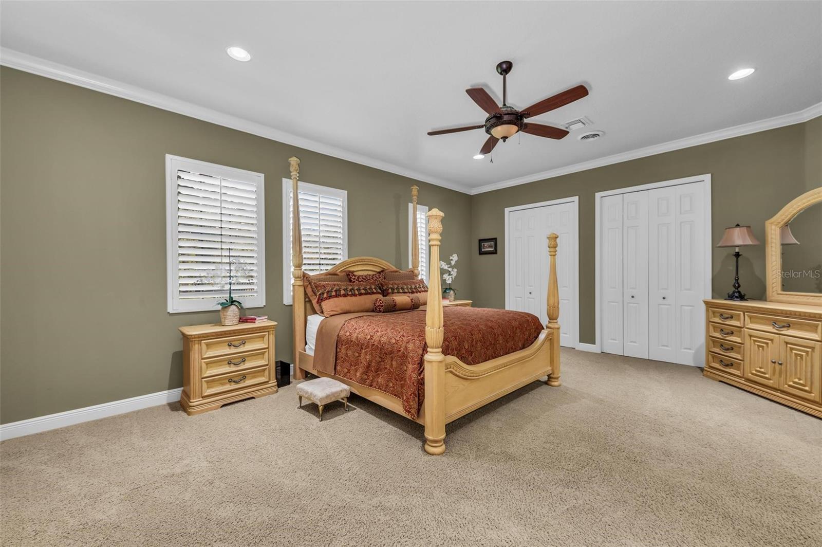 A4645705 Property Photo